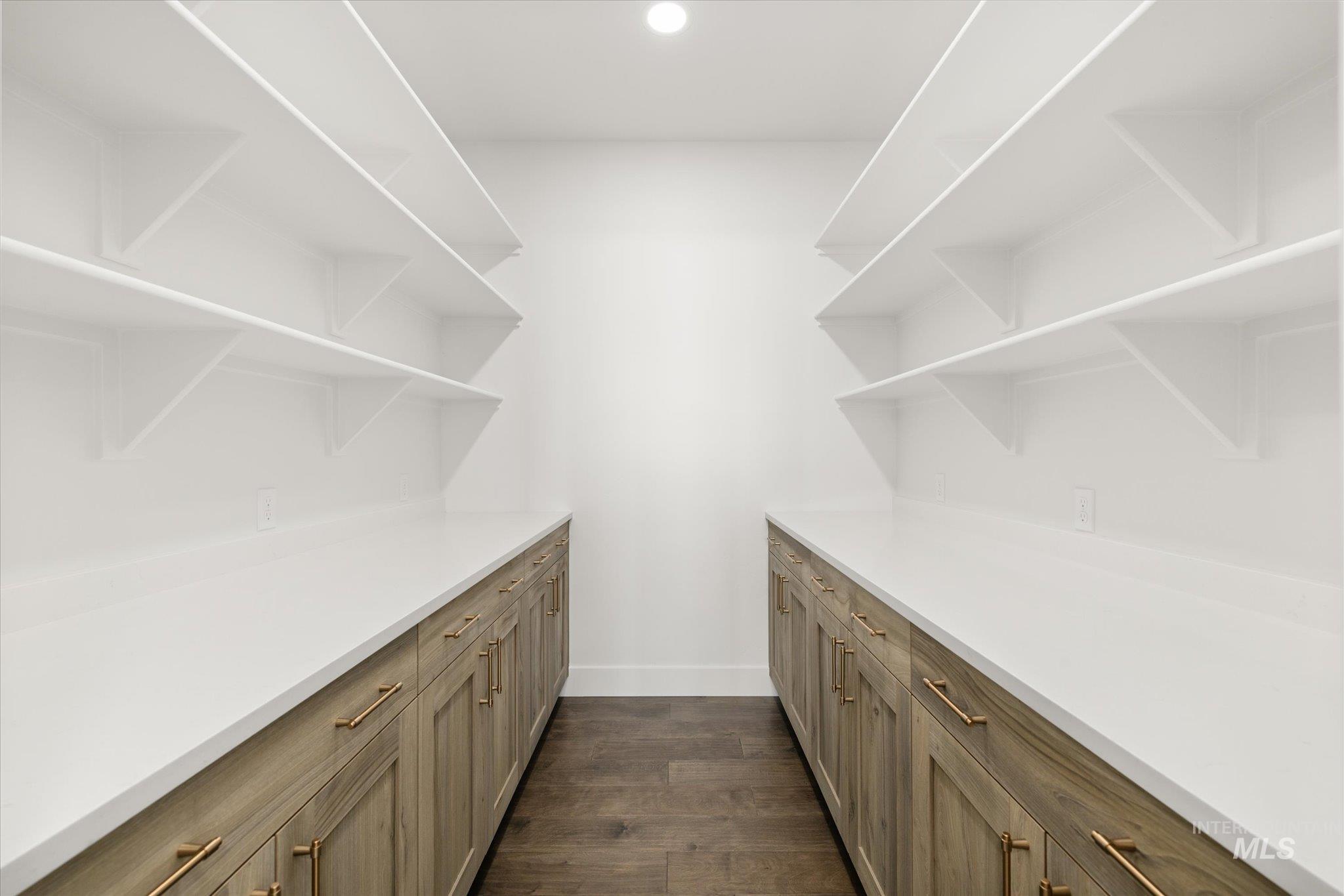 7125 E Osprey Estates Drive, Nampa, Idaho 83686, 4 Bedrooms, 2.5 Bathrooms, Residential For Sale, Price $999,995,MLS 98959097