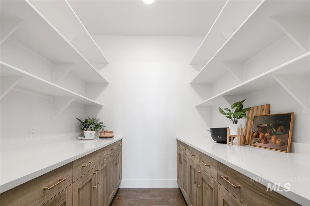 7125 E Osprey Estates Drive, Nampa, Idaho 83686, 4 Bedrooms, 2.5 Bathrooms, Residential For Sale, Price $999,995,MLS 98959097