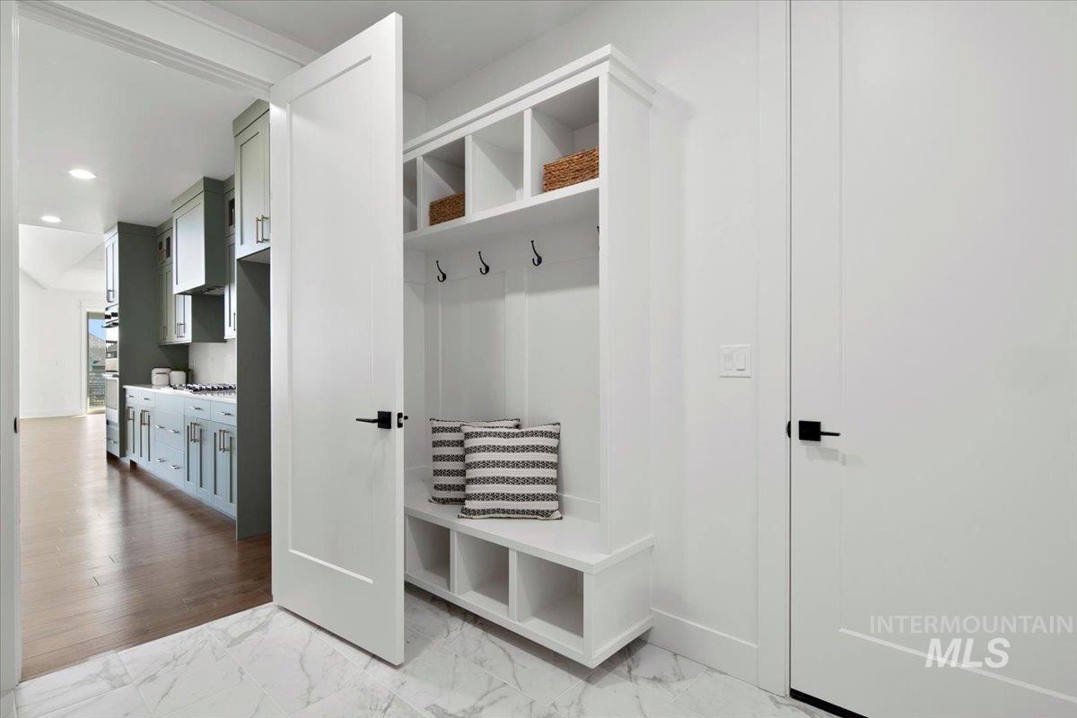 7125 E Osprey Estates Drive, Nampa, Idaho 83686, 4 Bedrooms, 2.5 Bathrooms, Residential For Sale, Price $999,995,MLS 98959097