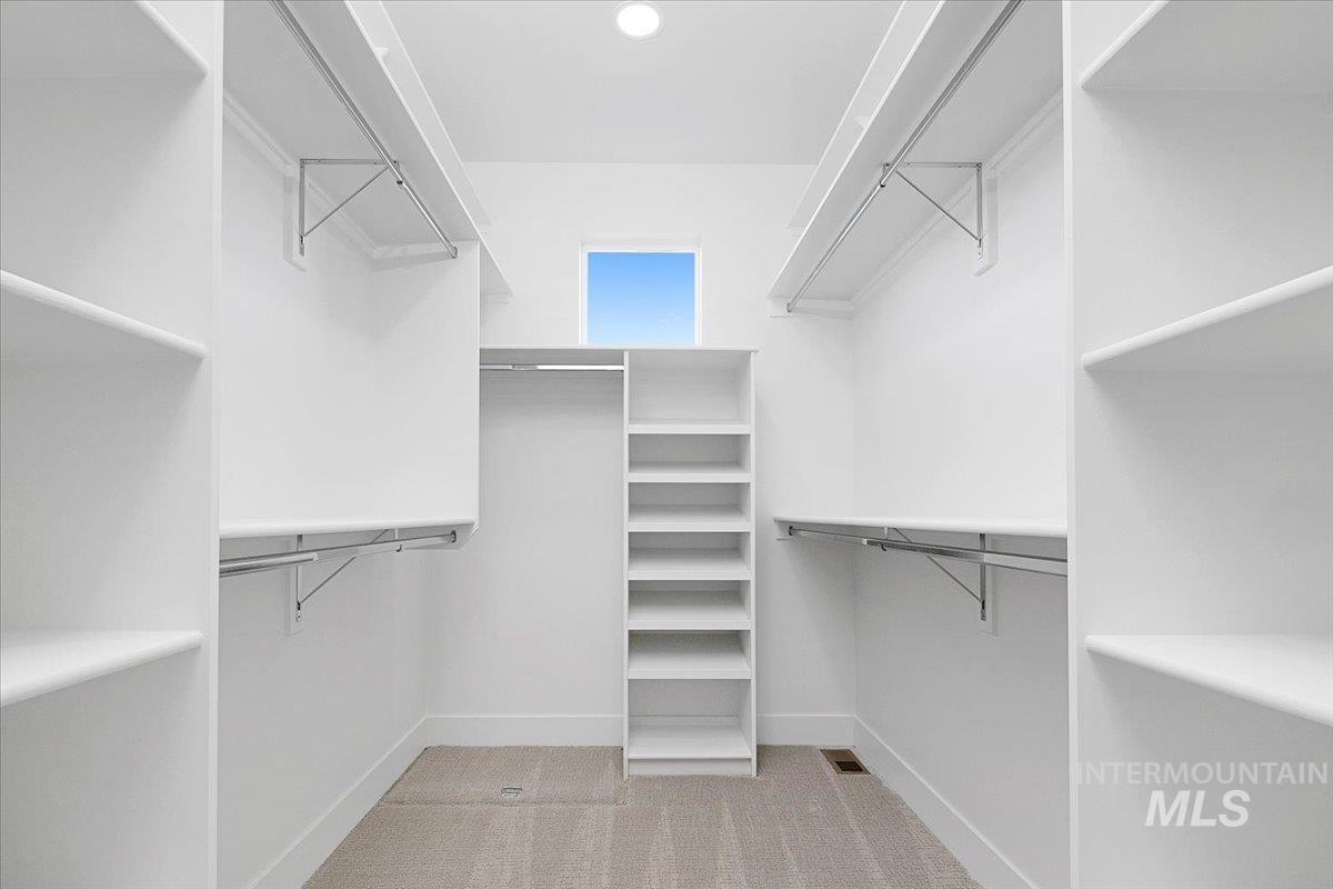 7125 E Osprey Estates Drive, Nampa, Idaho 83686, 4 Bedrooms, 2.5 Bathrooms, Residential For Sale, Price $999,995,MLS 98959097