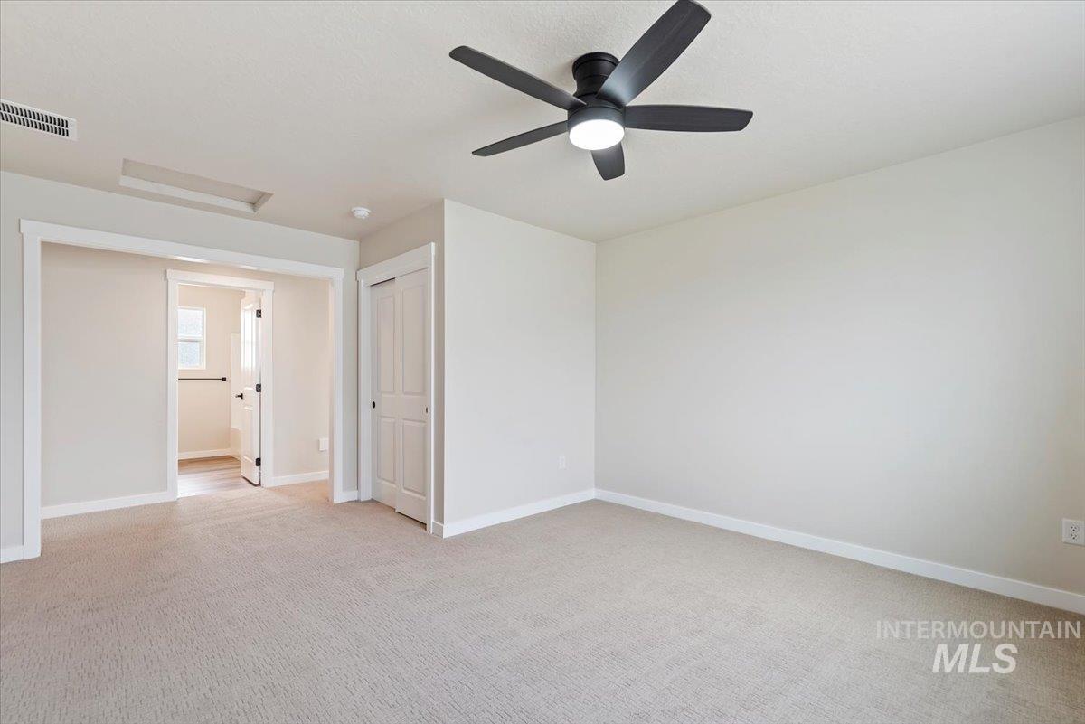 3866 W Spring House Ln, Eagle, Idaho 83616-1017, 4 Bedrooms, 2.5 Bathrooms, Residential For Sale, Price $549,900,MLS 98959125