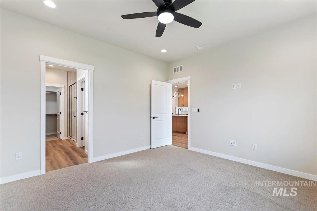 3866 W Spring House Ln, Eagle, Idaho 83616-1017, 4 Bedrooms, 2.5 Bathrooms, Residential For Sale, Price $549,900,MLS 98959125