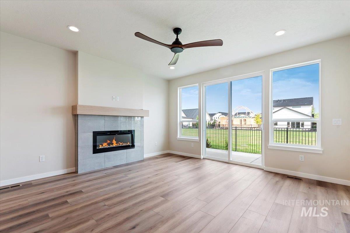 3866 W Spring House Ln, Eagle, Idaho 83616-1017, 4 Bedrooms, 2.5 Bathrooms, Residential For Sale, Price $549,900,MLS 98959125