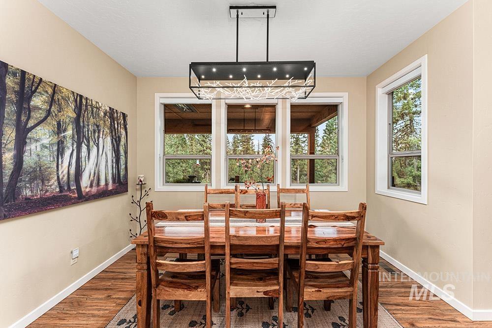 86 Tacoma Place, Garden Valley, Idaho 83622, 3 Bedrooms, 2.5 Bathrooms, Residential For Sale, Price $3,650,000,MLS 98959130