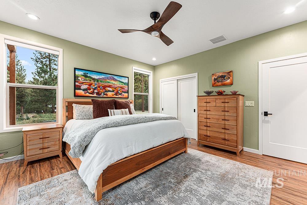 86 Tacoma Place, Garden Valley, Idaho 83622, 3 Bedrooms, 2.5 Bathrooms, Residential For Sale, Price $3,650,000,MLS 98959130