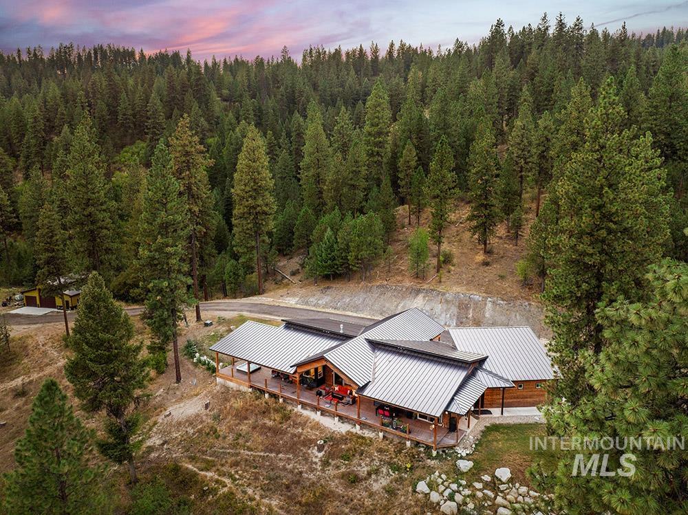 86 Tacoma Place, Garden Valley, Idaho 83622, 3 Bedrooms, 2.5 Bathrooms, Residential For Sale, Price $3,650,000,MLS 98959130