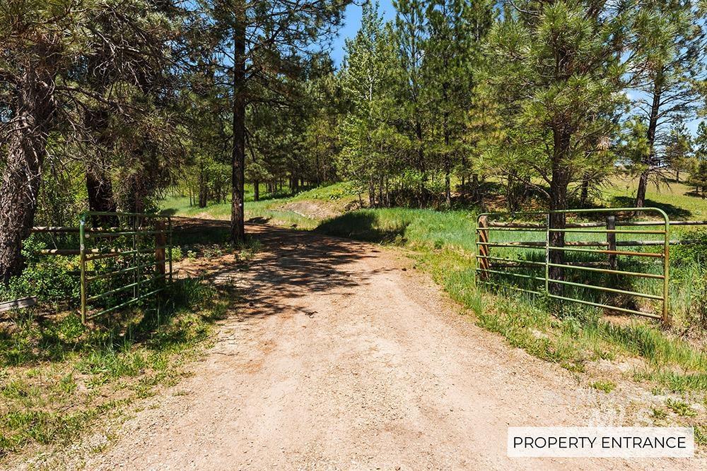 86 Tacoma Place, Garden Valley, Idaho 83622, 3 Bedrooms, 2.5 Bathrooms, Residential For Sale, Price $3,650,000,MLS 98959130