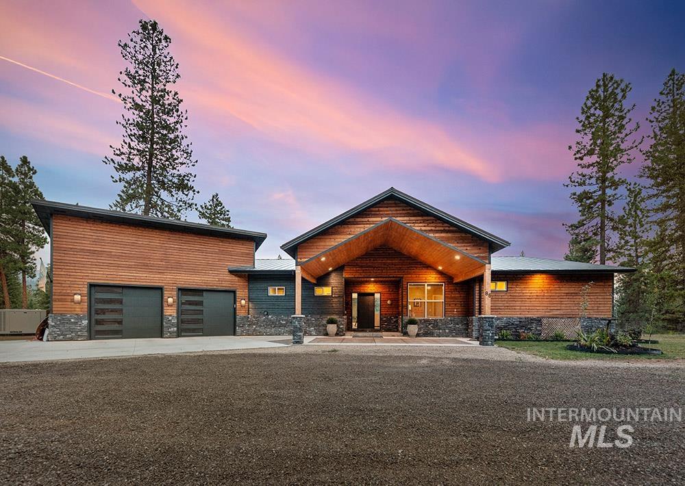 86 Tacoma Place, Garden Valley, Idaho 83622, 3 Bedrooms, 2.5 Bathrooms, Residential For Sale, Price $3,650,000,MLS 98959130