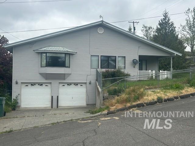 237 E North St, Grangeville, Idaho 83530, 3 Bedrooms, 2 Bathrooms, Residential For Sale, Price $340,000, 98959134