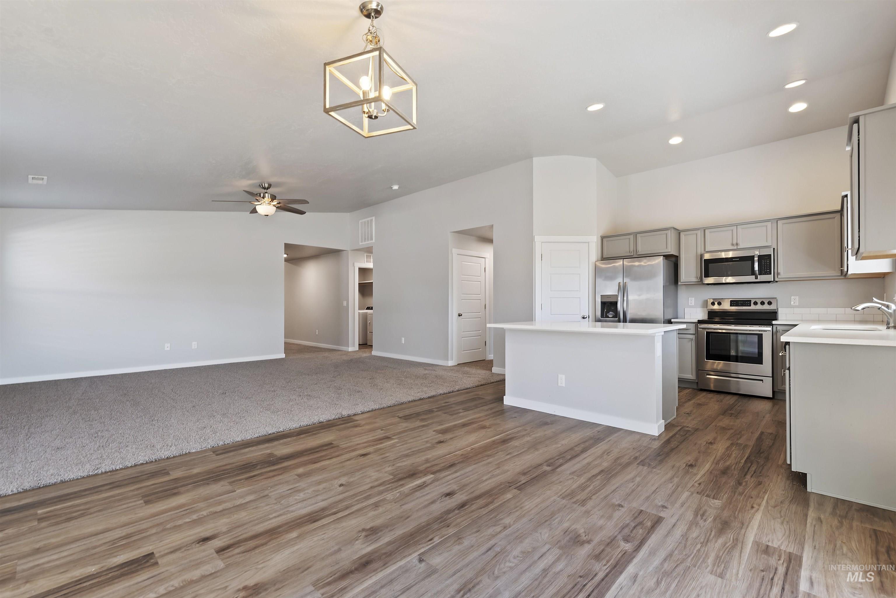 12703 W Fig Ct, Boise, Idaho 83713, 4 Bedrooms, 2 Bathrooms, Residential For Sale, Price $459,990,MLS 98959138