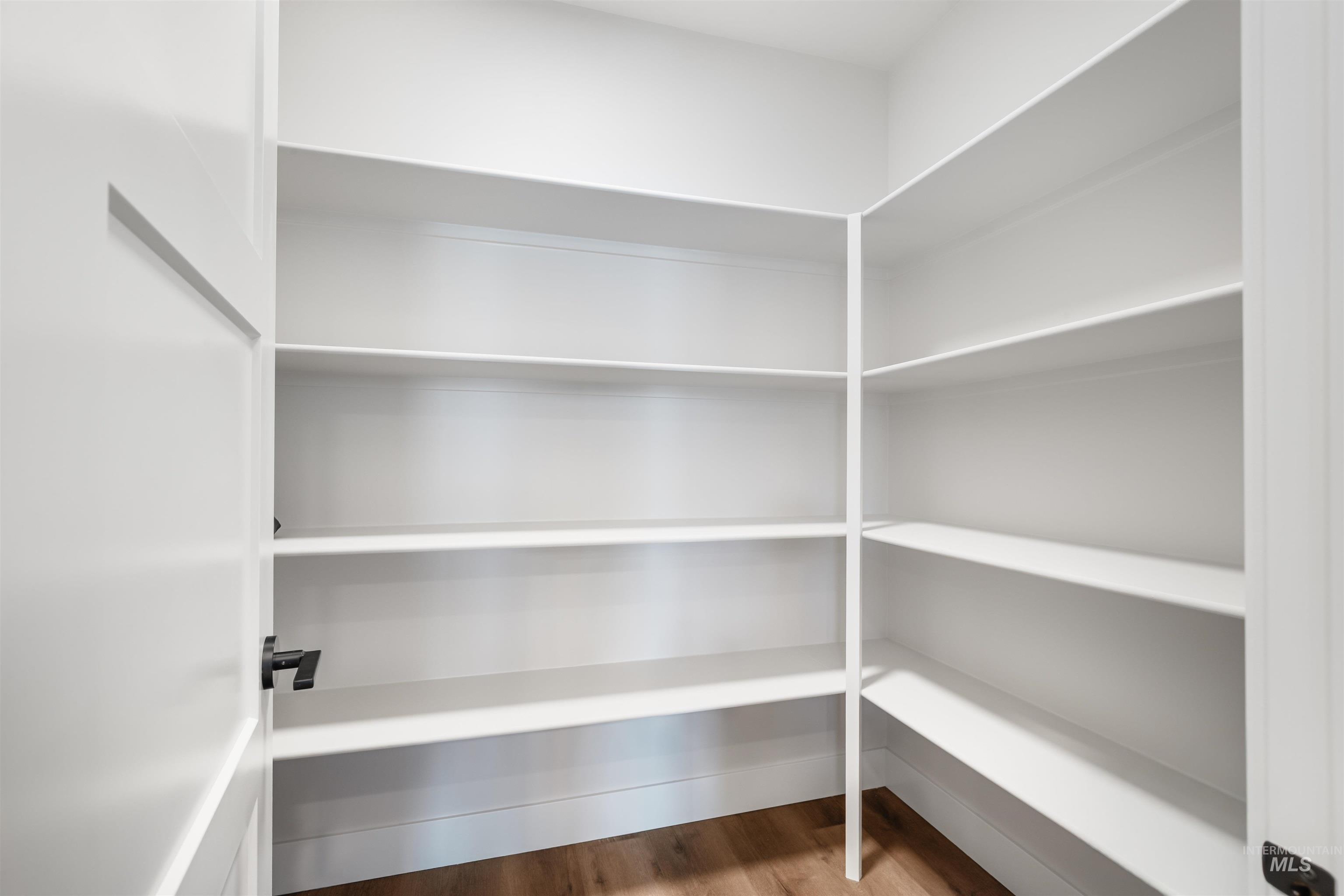 819 Park Avenue, Lewiston, Idaho 83501, 3 Bedrooms, 2 Bathrooms, Residential For Sale, Price $619,900,MLS 98959148