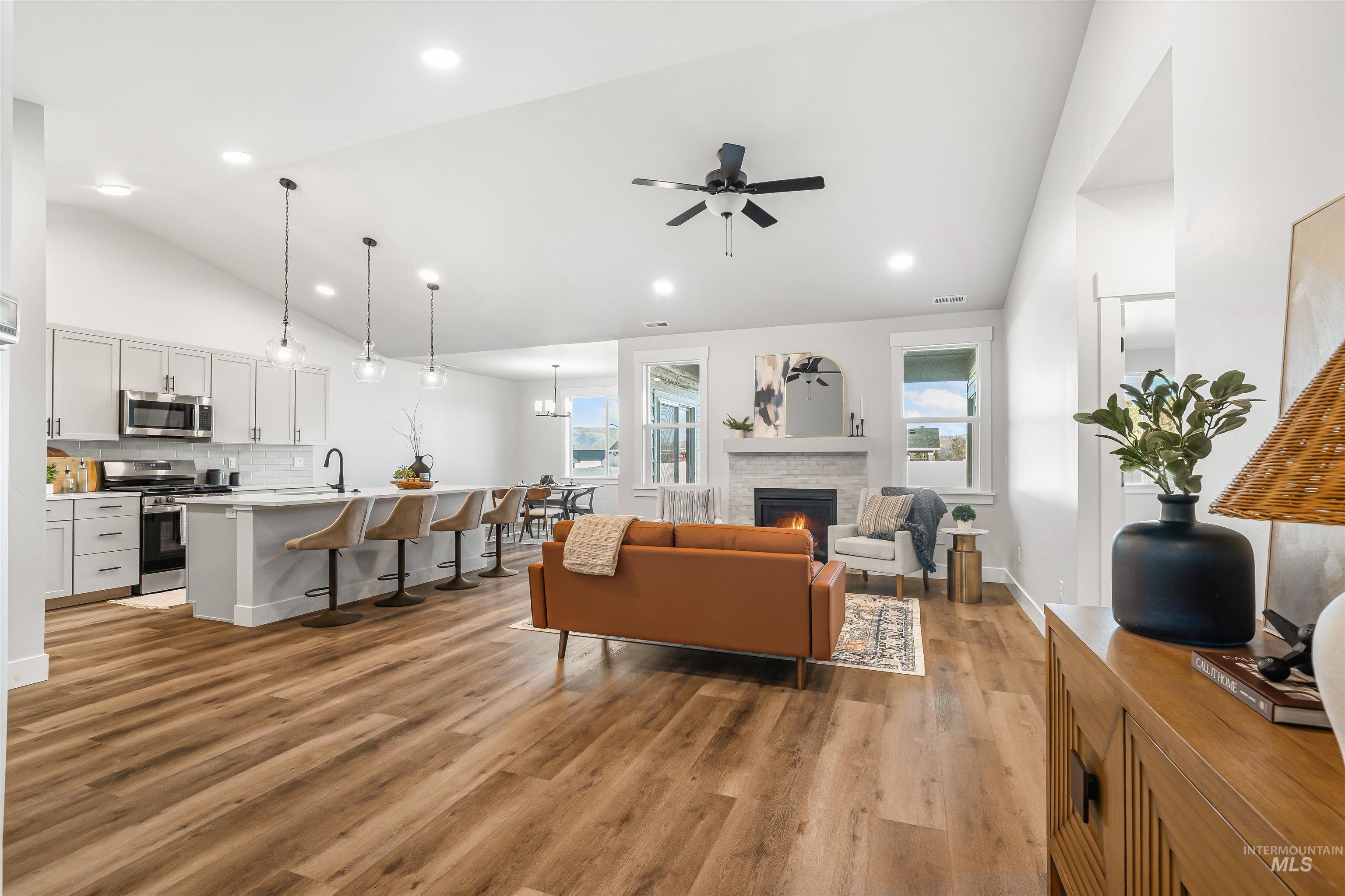 819 Park Avenue, Lewiston, Idaho 83501, 3 Bedrooms, 2 Bathrooms, Residential For Sale, Price $619,900,MLS 98959148