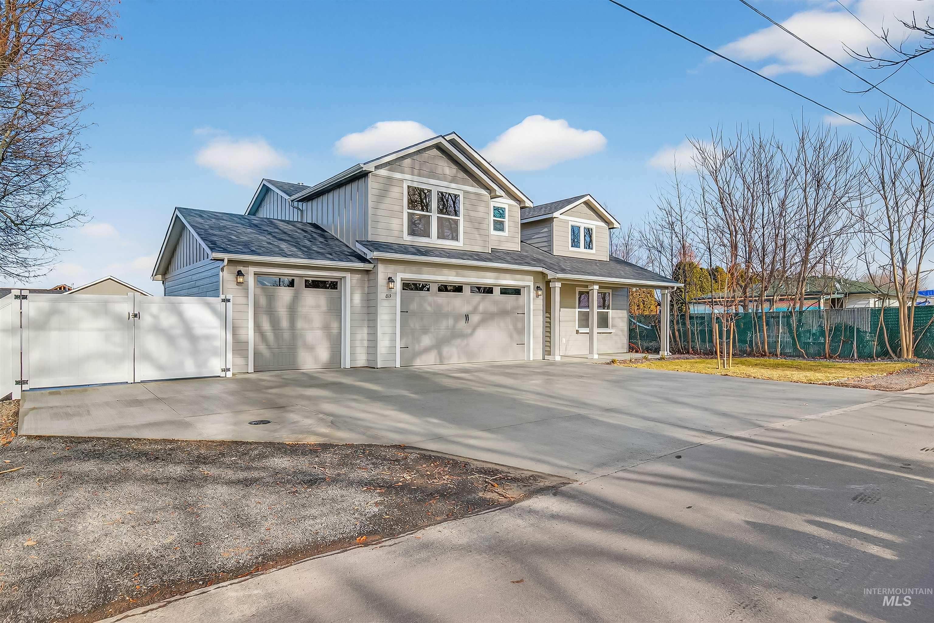 819 Park Avenue, Lewiston, Idaho 83501, 3 Bedrooms, 2 Bathrooms, Residential For Sale, Price $619,900,MLS 98959148