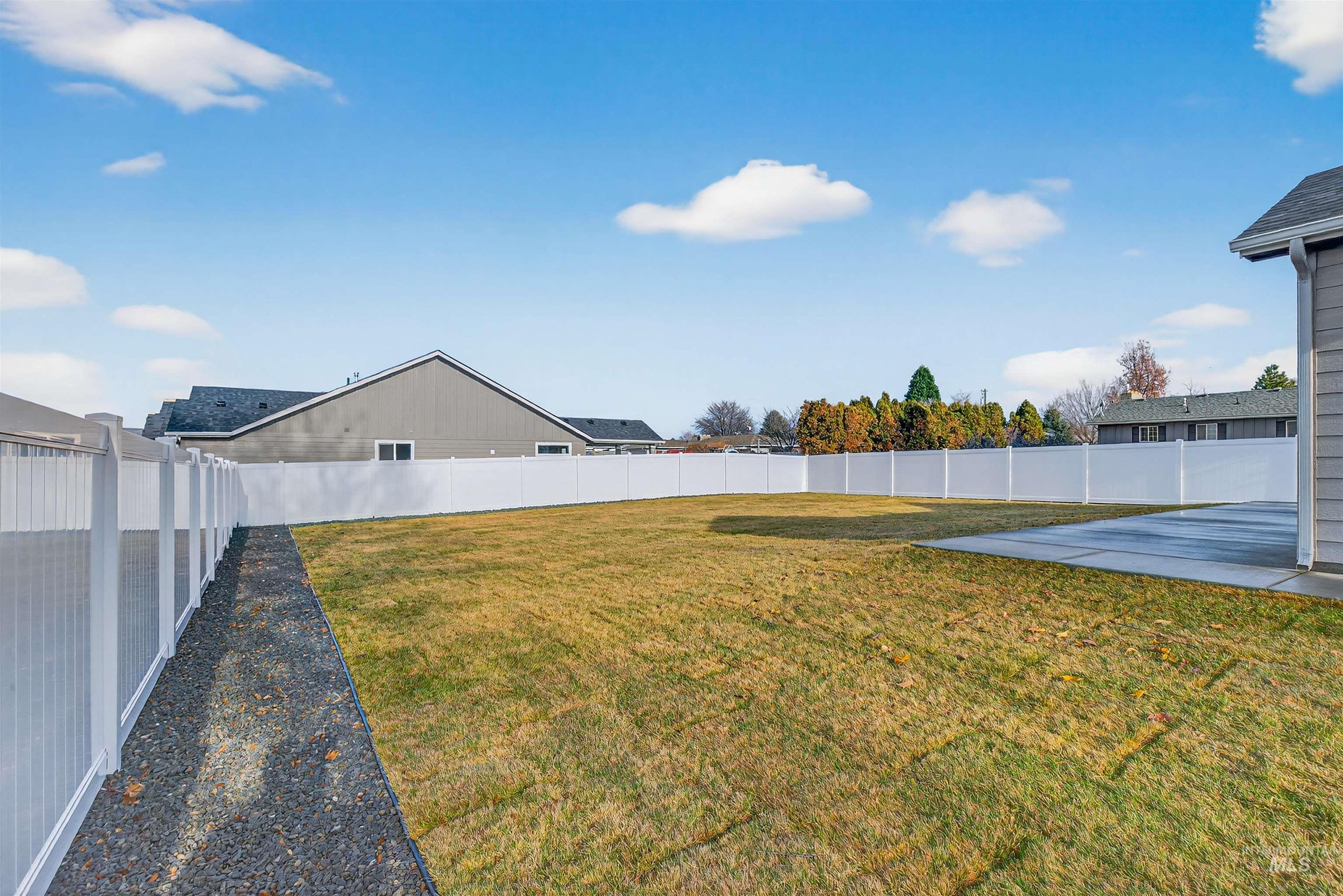 819 Park Avenue, Lewiston, Idaho 83501, 3 Bedrooms, 2 Bathrooms, Residential For Sale, Price $619,900,MLS 98959148