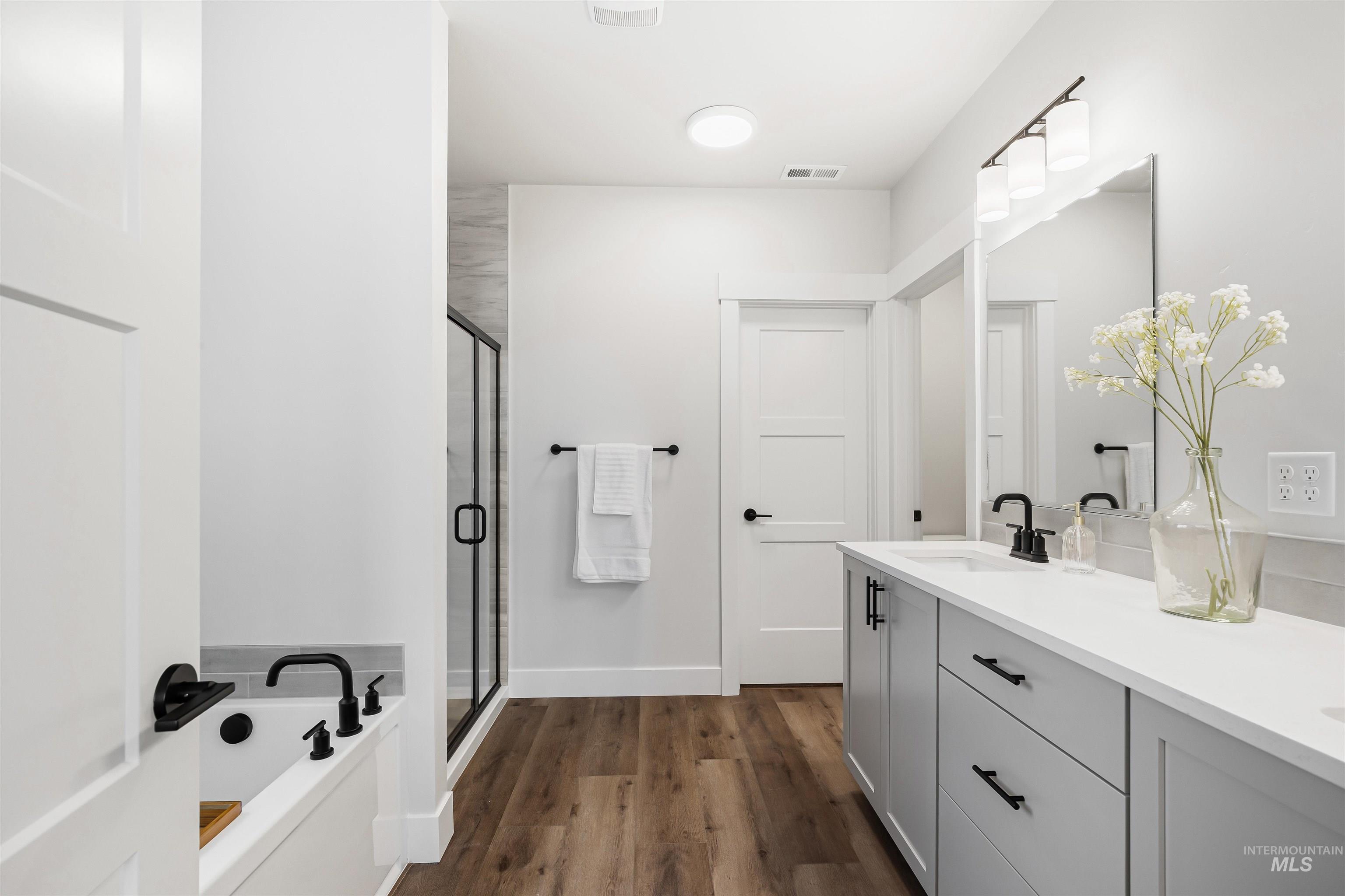 819 Park Avenue, Lewiston, Idaho 83501, 3 Bedrooms, 2 Bathrooms, Residential For Sale, Price $619,900,MLS 98959148