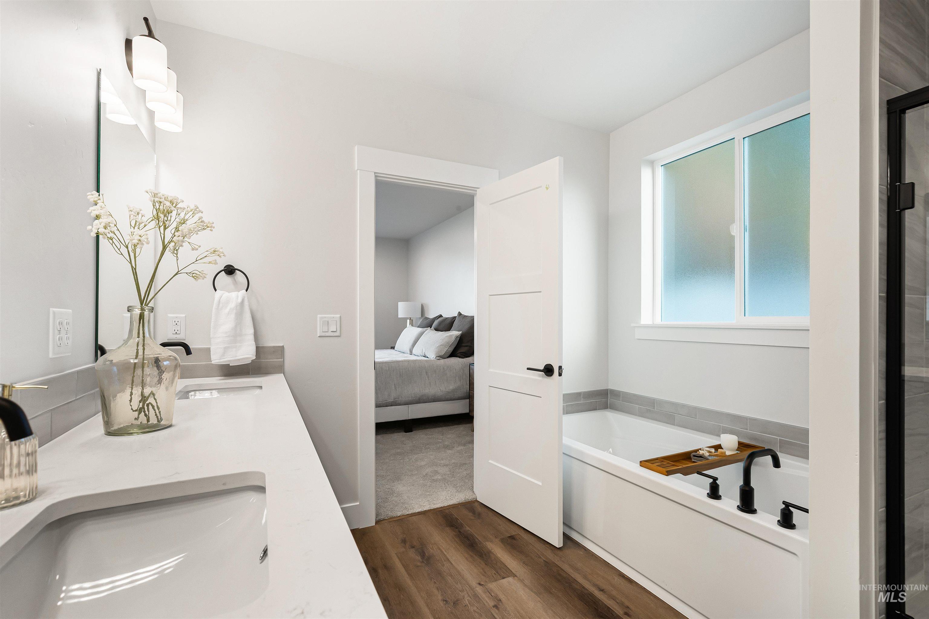 819 Park Avenue, Lewiston, Idaho 83501, 3 Bedrooms, 2 Bathrooms, Residential For Sale, Price $619,900,MLS 98959148