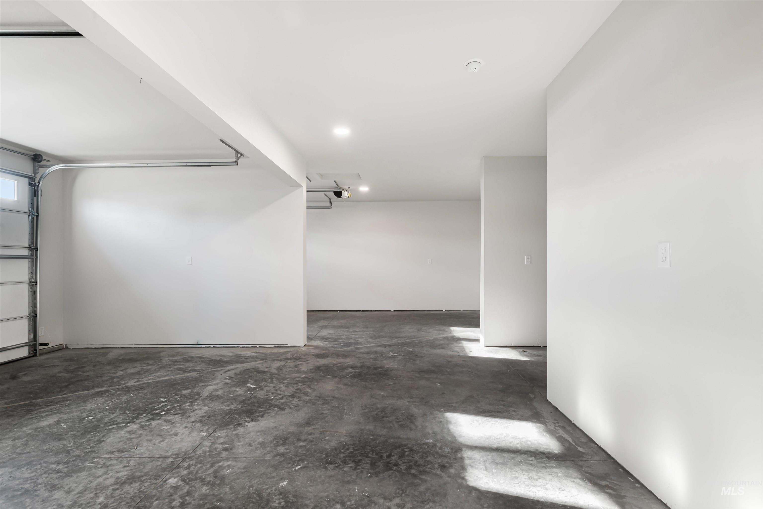 819 Park Avenue, Lewiston, Idaho 83501, 3 Bedrooms, 2 Bathrooms, Residential For Sale, Price $619,900,MLS 98959148