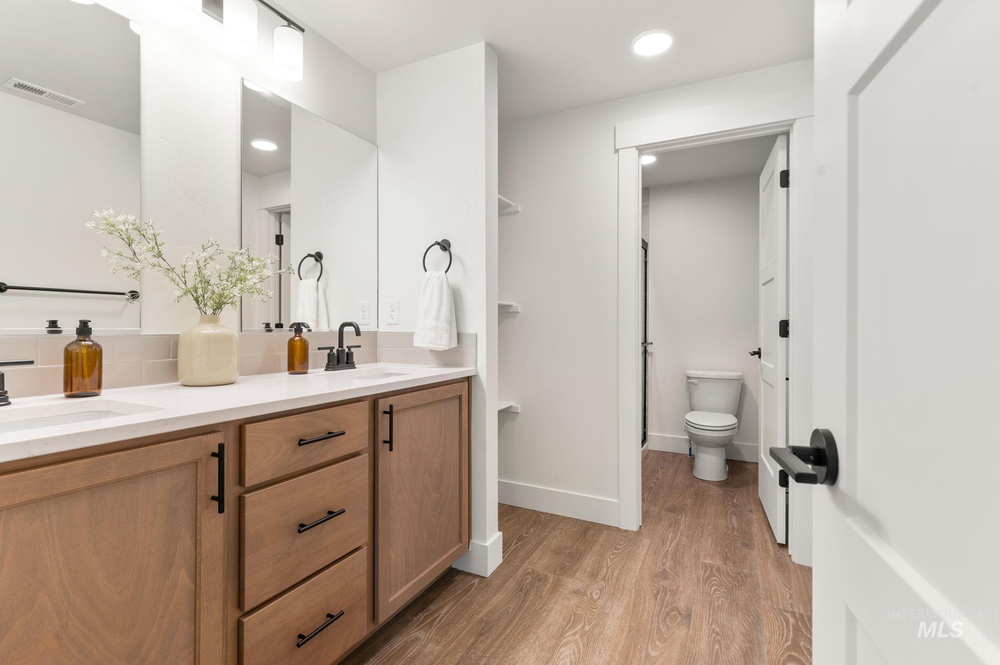 3217 Blackhawk Court, Lewiston, Idaho 83501, 3 Bedrooms, 2 Bathrooms, Residential For Sale, Price $449,000, 98959150