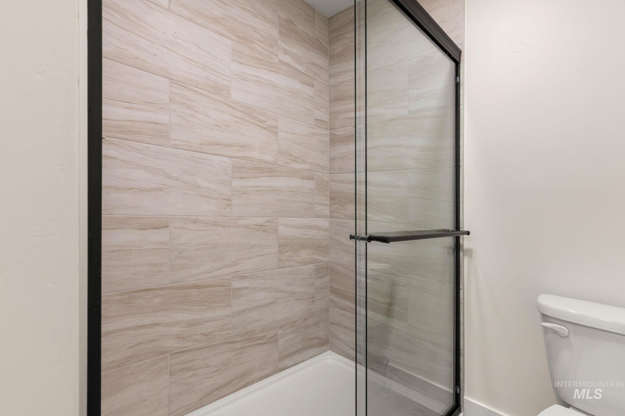 3217 Blackhawk Court, Lewiston, Idaho 83501, 3 Bedrooms, 2 Bathrooms, Residential For Sale, Price $449,000, 98959150