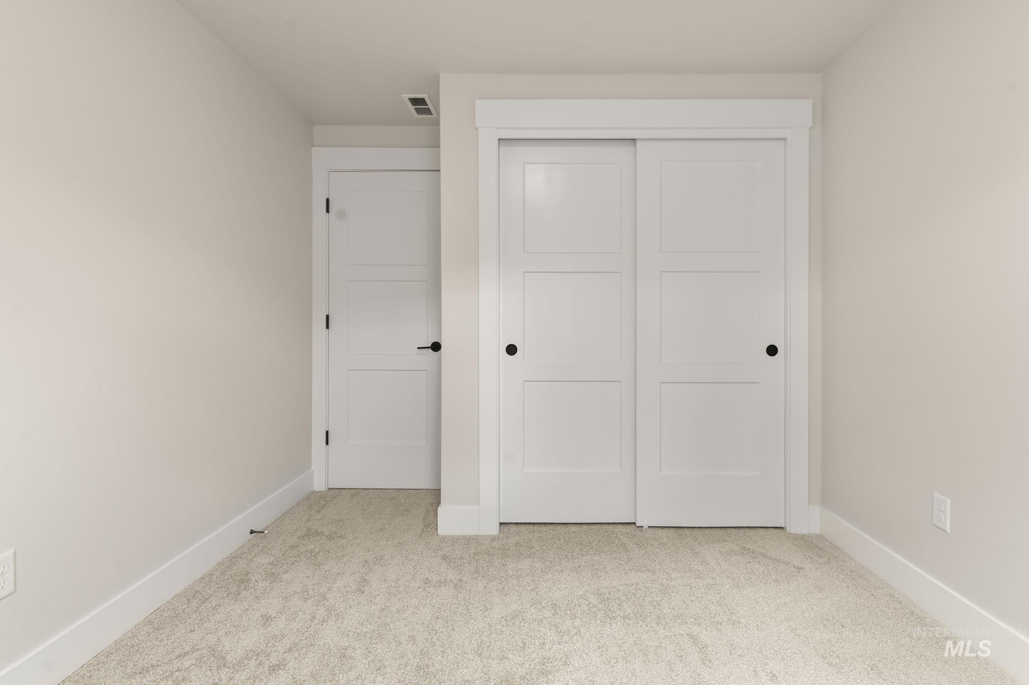 3215 Blackhawk Court, Lewiston, Idaho 83501, 3 Bedrooms, 2 Bathrooms, Residential For Sale, Price $499,000, 98959151