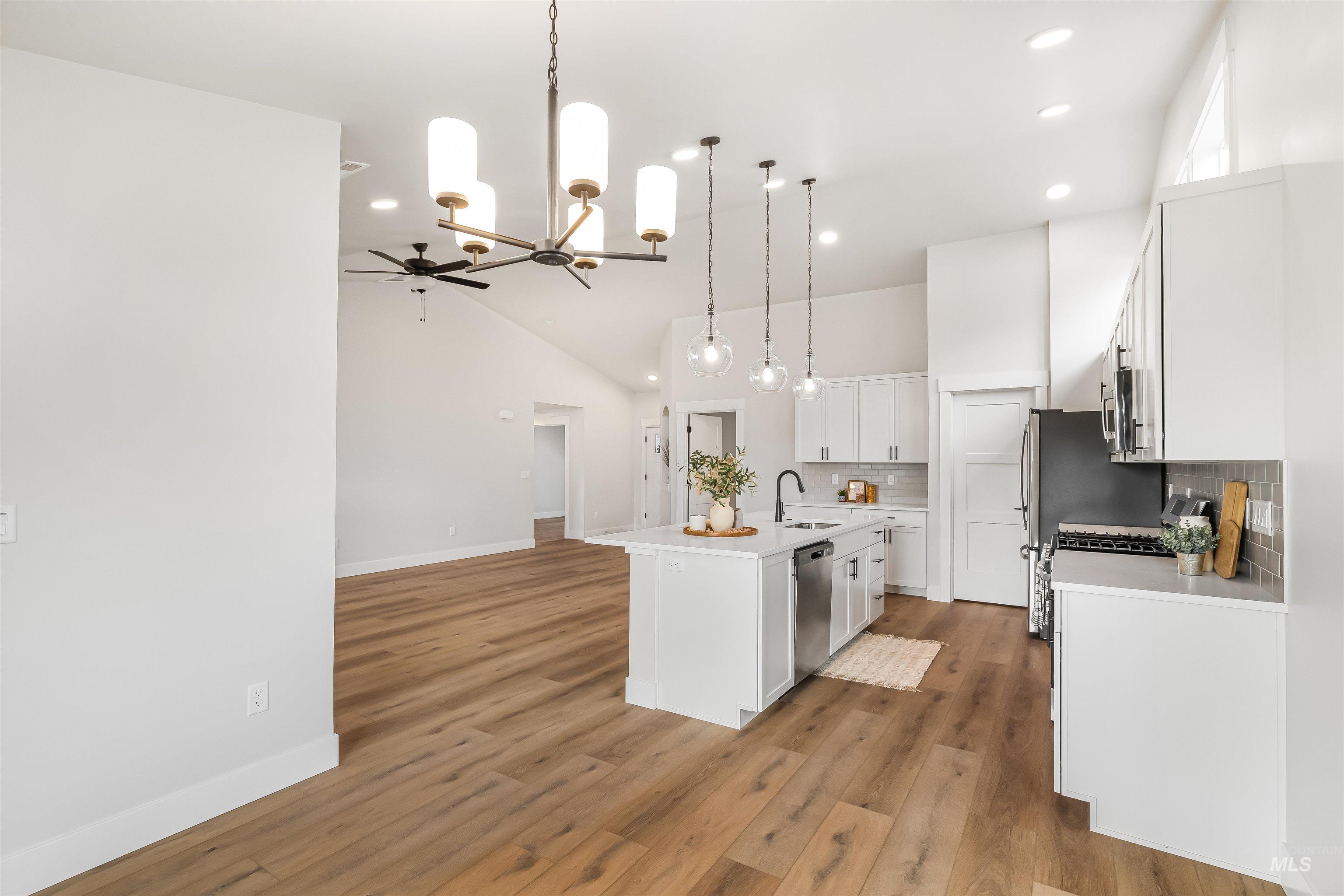 812 Preston Avenue, Lewiston, Idaho 83501, 3 Bedrooms, 2 Bathrooms, Residential For Sale, Price $589,900,MLS 98959152