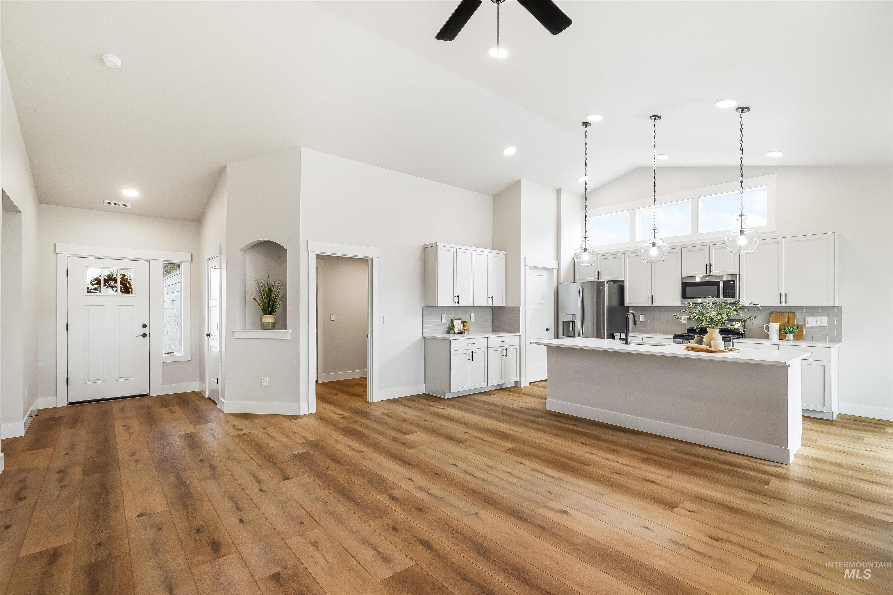 812 Preston Avenue, Lewiston, Idaho 83501, 3 Bedrooms, 2 Bathrooms, Residential For Sale, Price $589,900,MLS 98959152