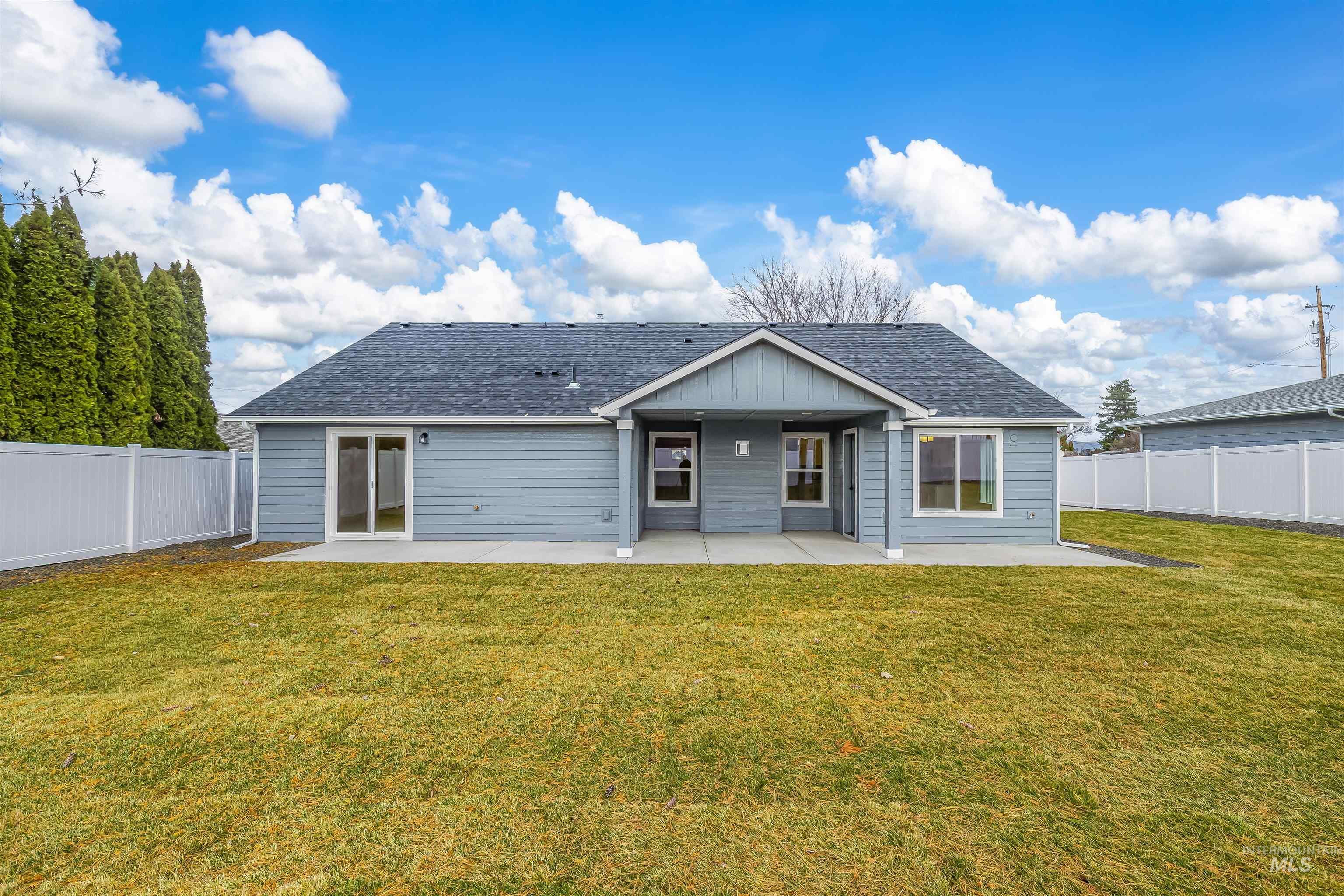 812 Preston Avenue, Lewiston, Idaho 83501, 3 Bedrooms, 2 Bathrooms, Residential For Sale, Price $589,900,MLS 98959152