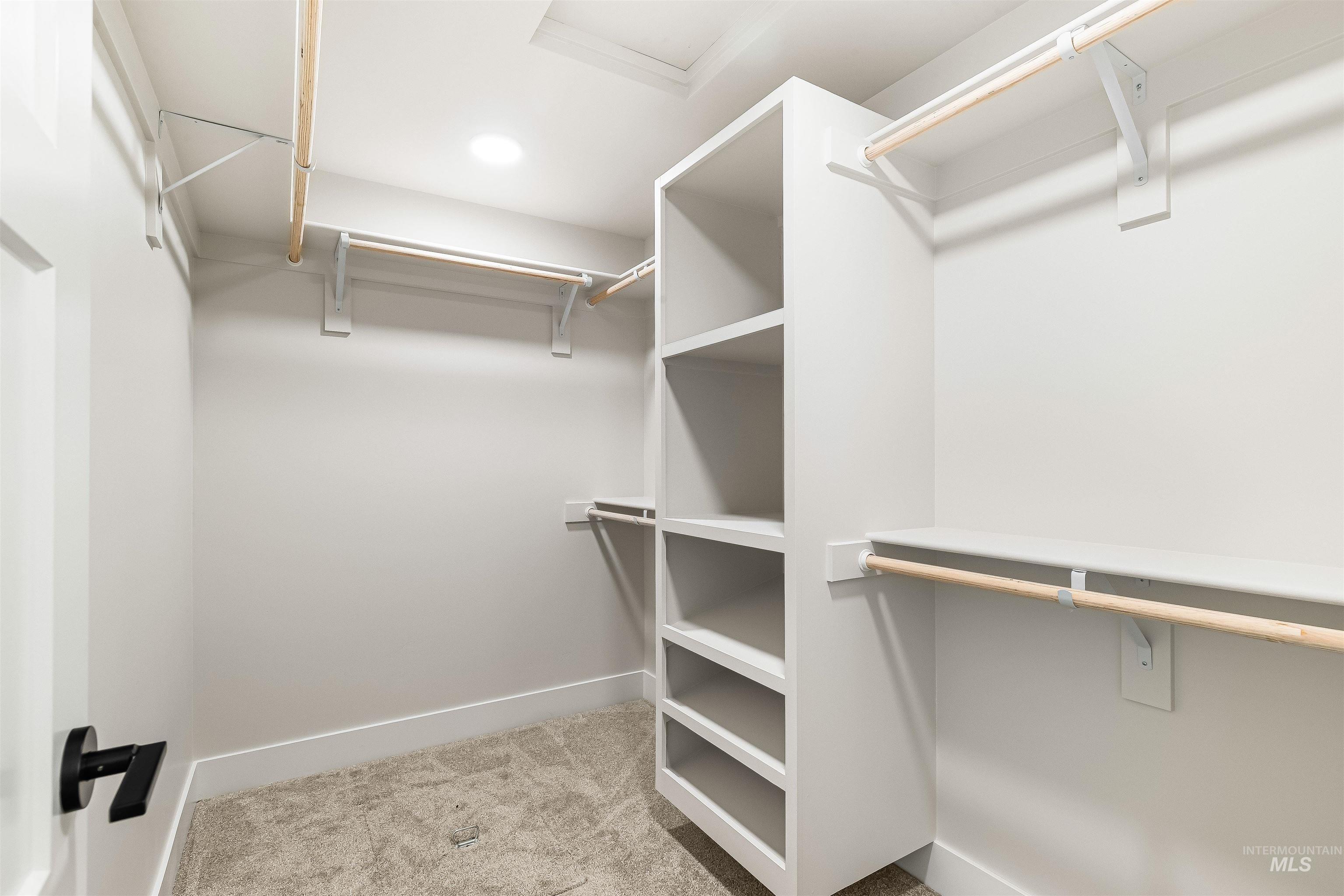 812 Preston Avenue, Lewiston, Idaho 83501, 3 Bedrooms, 2 Bathrooms, Residential For Sale, Price $589,900,MLS 98959152