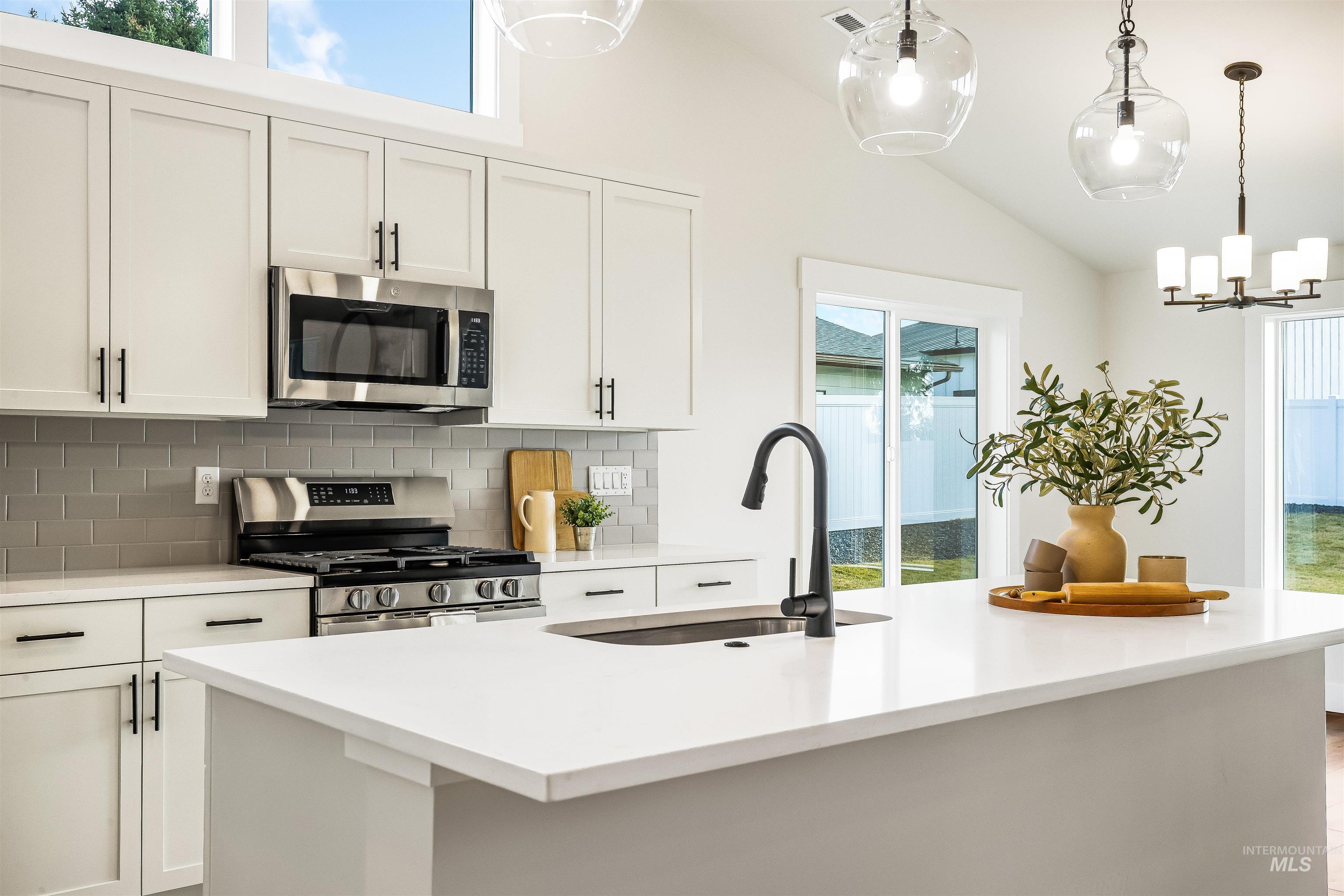 812 Preston Avenue, Lewiston, Idaho 83501, 3 Bedrooms, 2 Bathrooms, Residential For Sale, Price $589,900,MLS 98959152