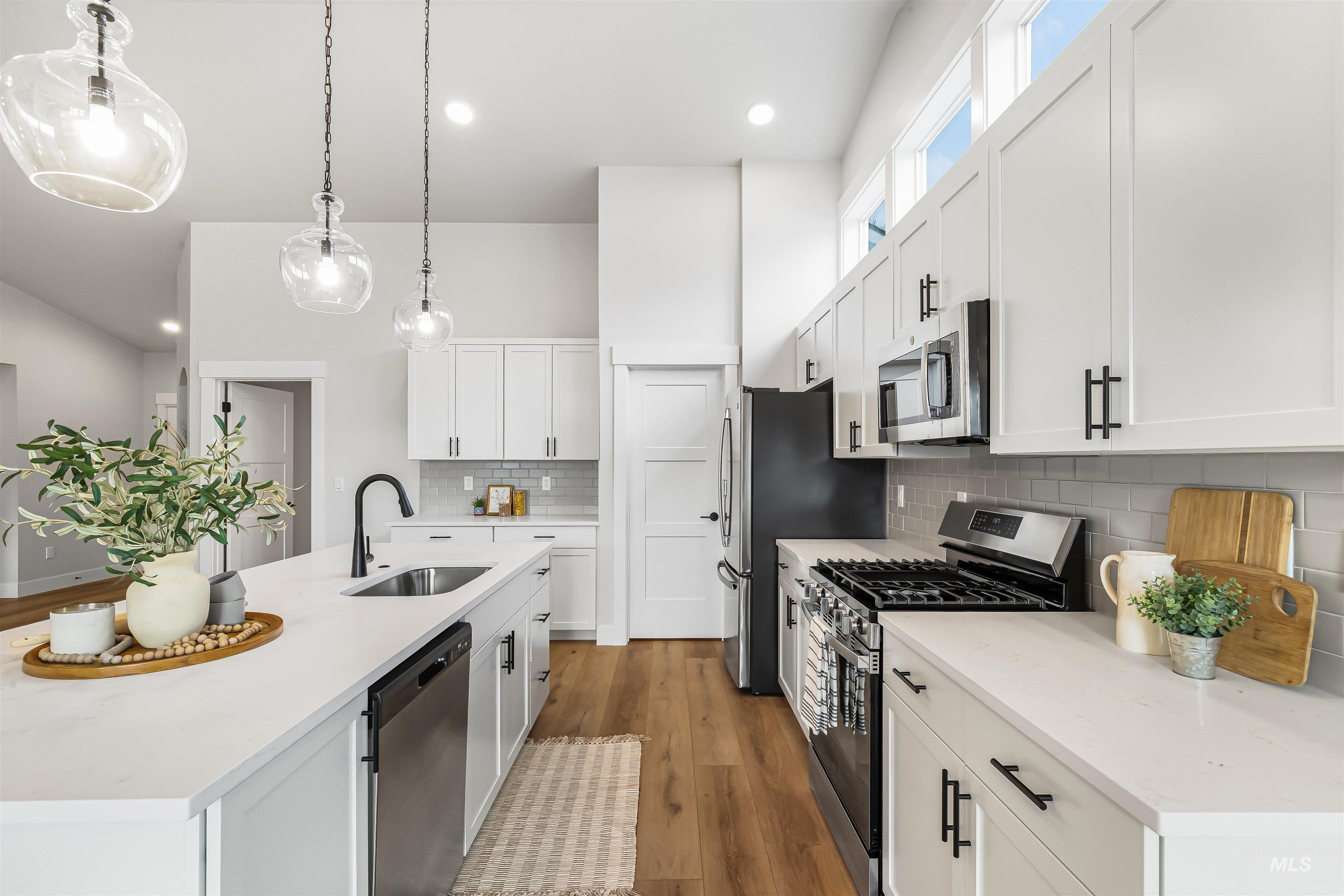 812 Preston Avenue, Lewiston, Idaho 83501, 3 Bedrooms, 2 Bathrooms, Residential For Sale, Price $589,900,MLS 98959152