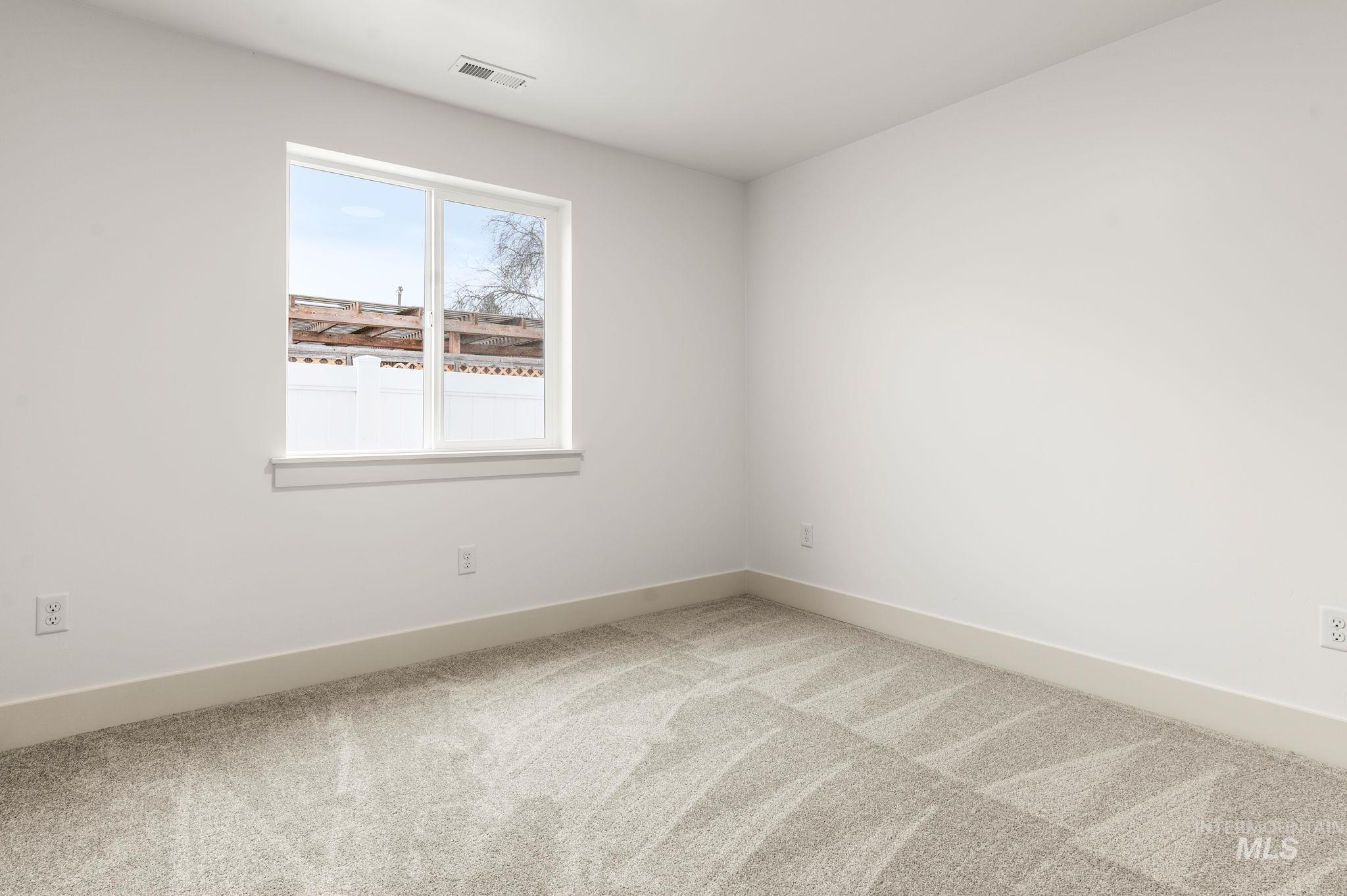 3216 Blackhawk Court, Lewiston, Idaho 83501, 3 Bedrooms, 2 Bathrooms, Residential For Sale, Price $565,000,MLS 98959153