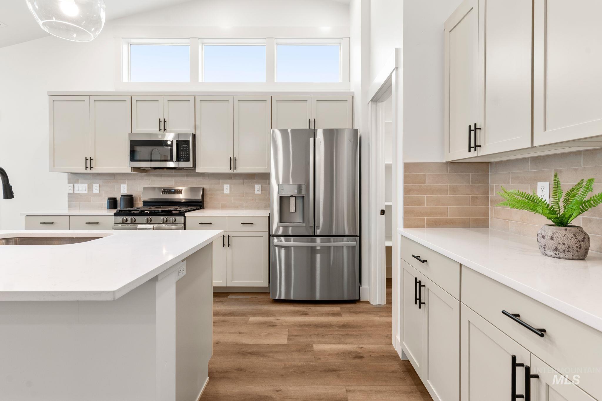 3216 Blackhawk Court, Lewiston, Idaho 83501, 3 Bedrooms, 2 Bathrooms, Residential For Sale, Price $565,000,MLS 98959153