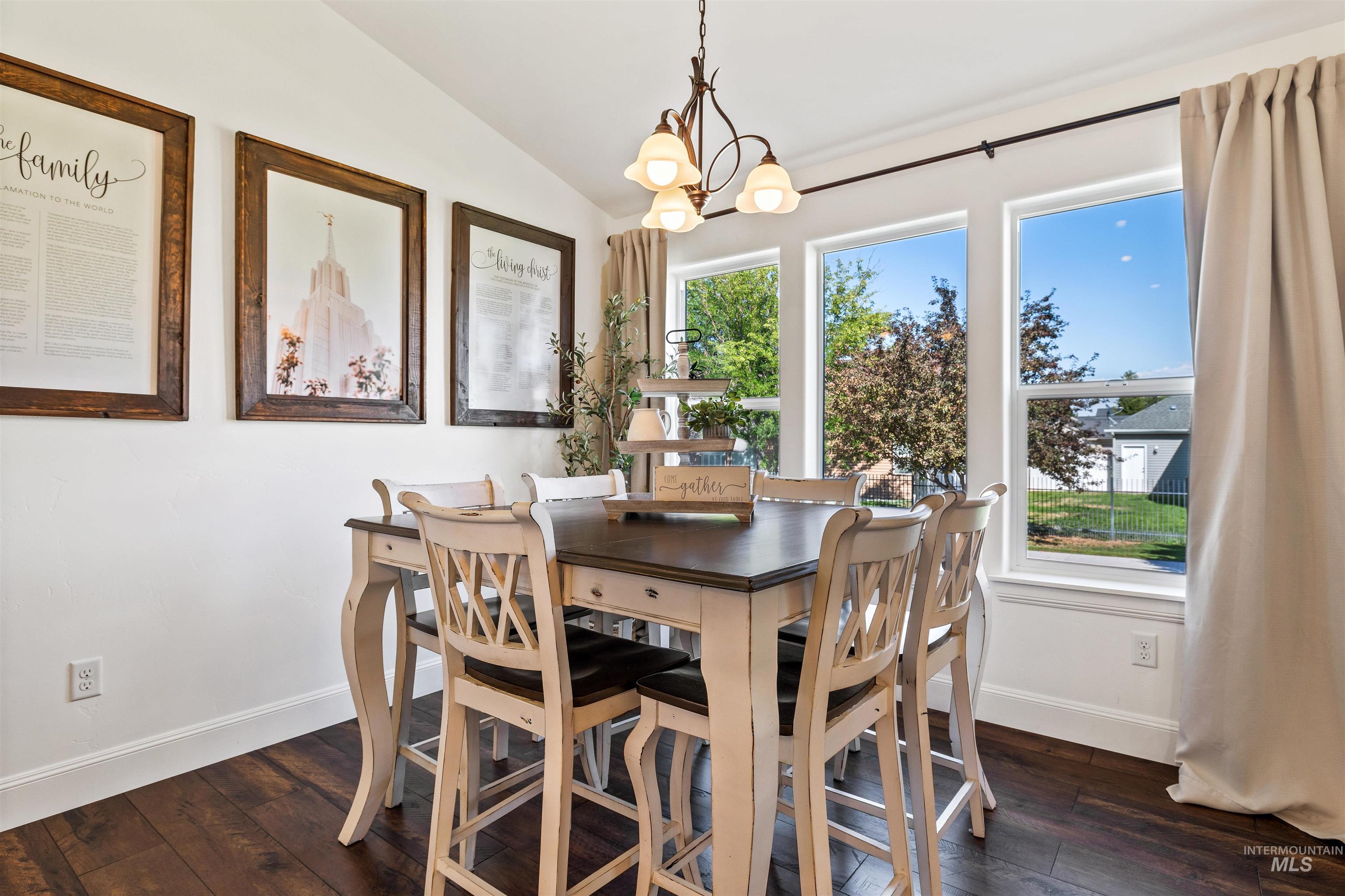 1378 Misty Meadows Ct, Twin Falls, Idaho 83301, 6 Bedrooms, 3 Bathrooms, Residential For Sale, Price $569,000, 98959165