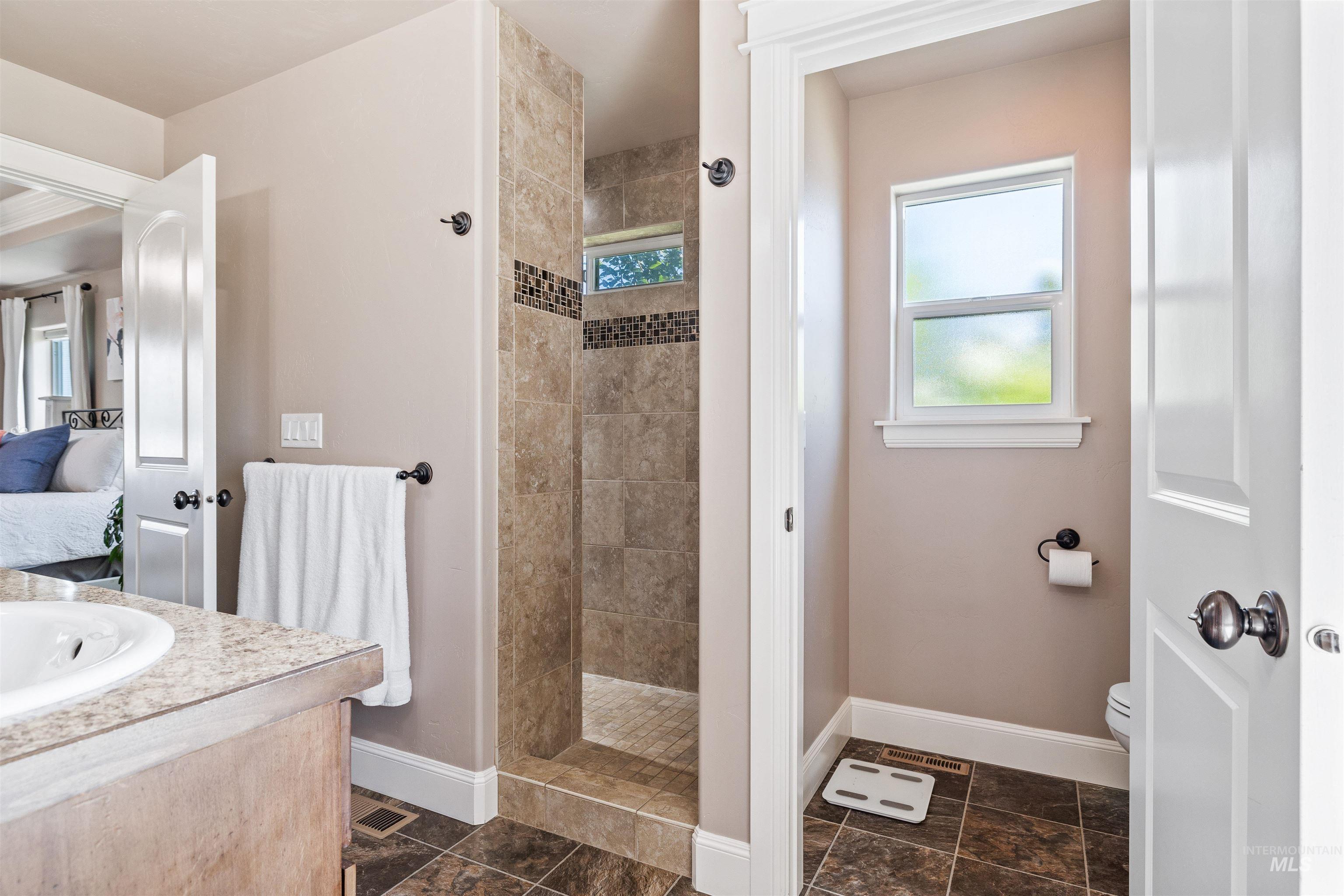 1378 Misty Meadows Ct, Twin Falls, Idaho 83301, 6 Bedrooms, 3 Bathrooms, Residential For Sale, Price $569,000, 98959165