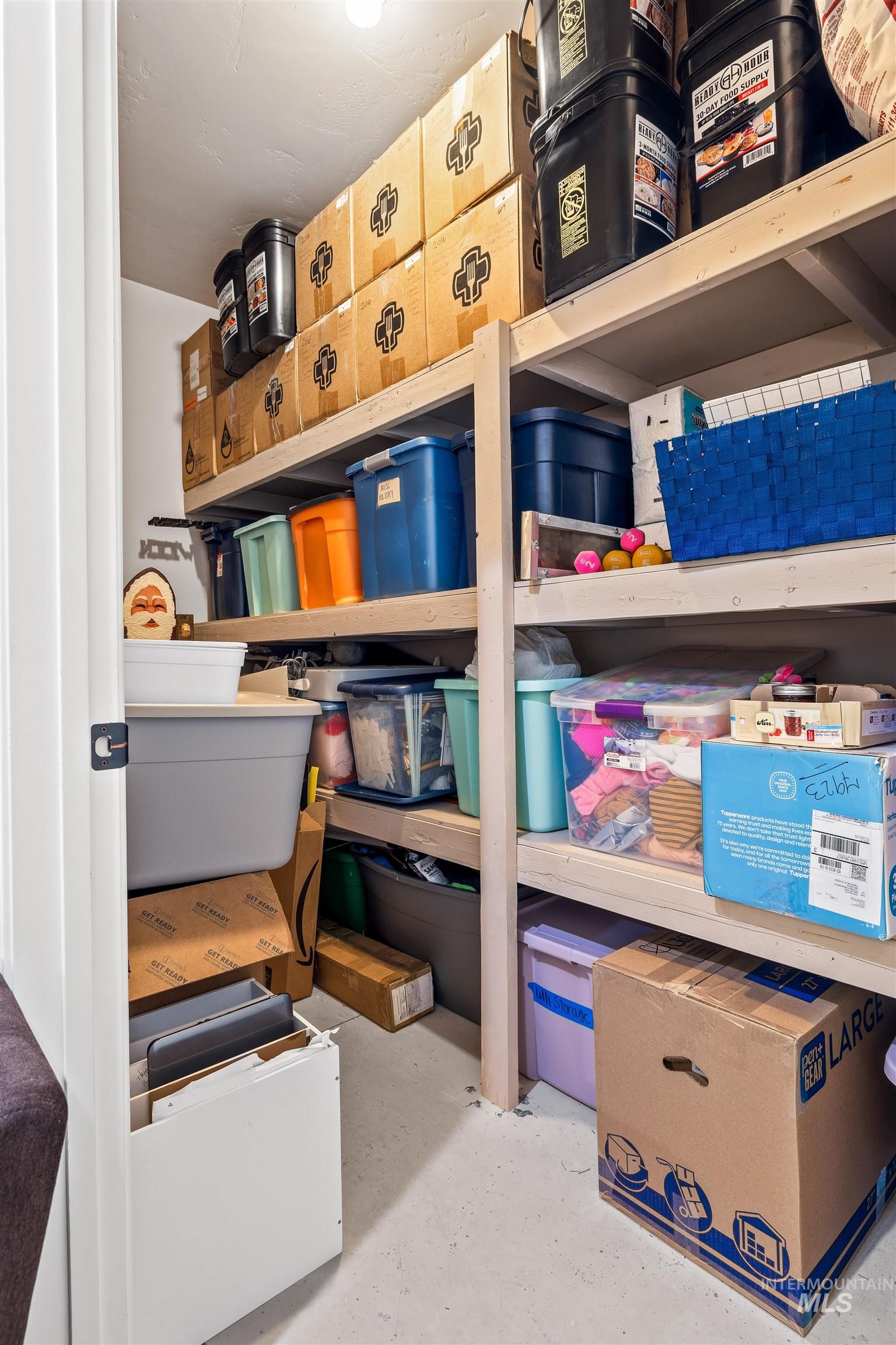 1378 Misty Meadows Ct, Twin Falls, Idaho 83301, 6 Bedrooms, 3 Bathrooms, Residential For Sale, Price $569,000, 98959165