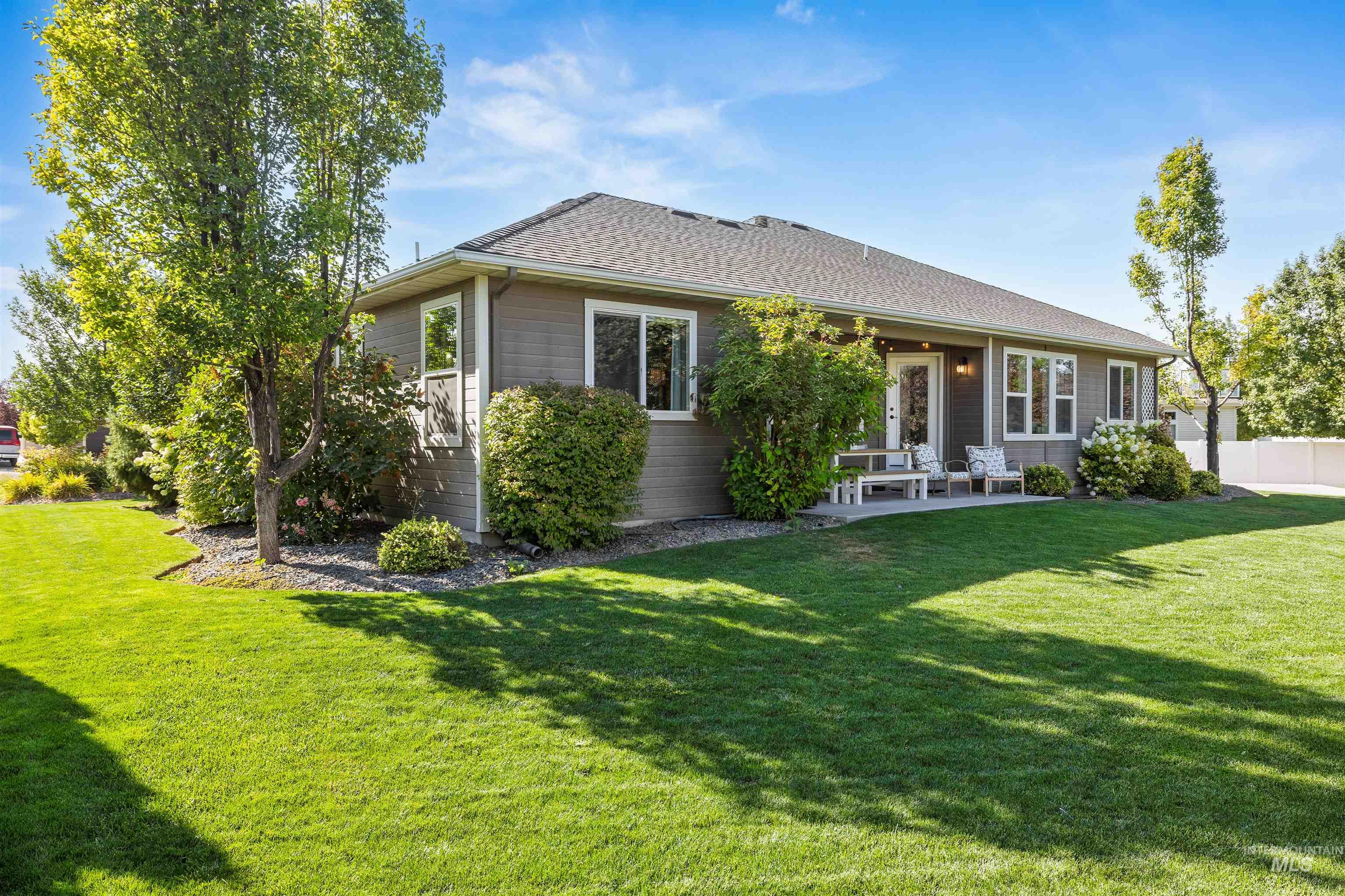 1378 Misty Meadows Ct, Twin Falls, Idaho 83301, 6 Bedrooms, 3 Bathrooms, Residential For Sale, Price $569,000, 98959165