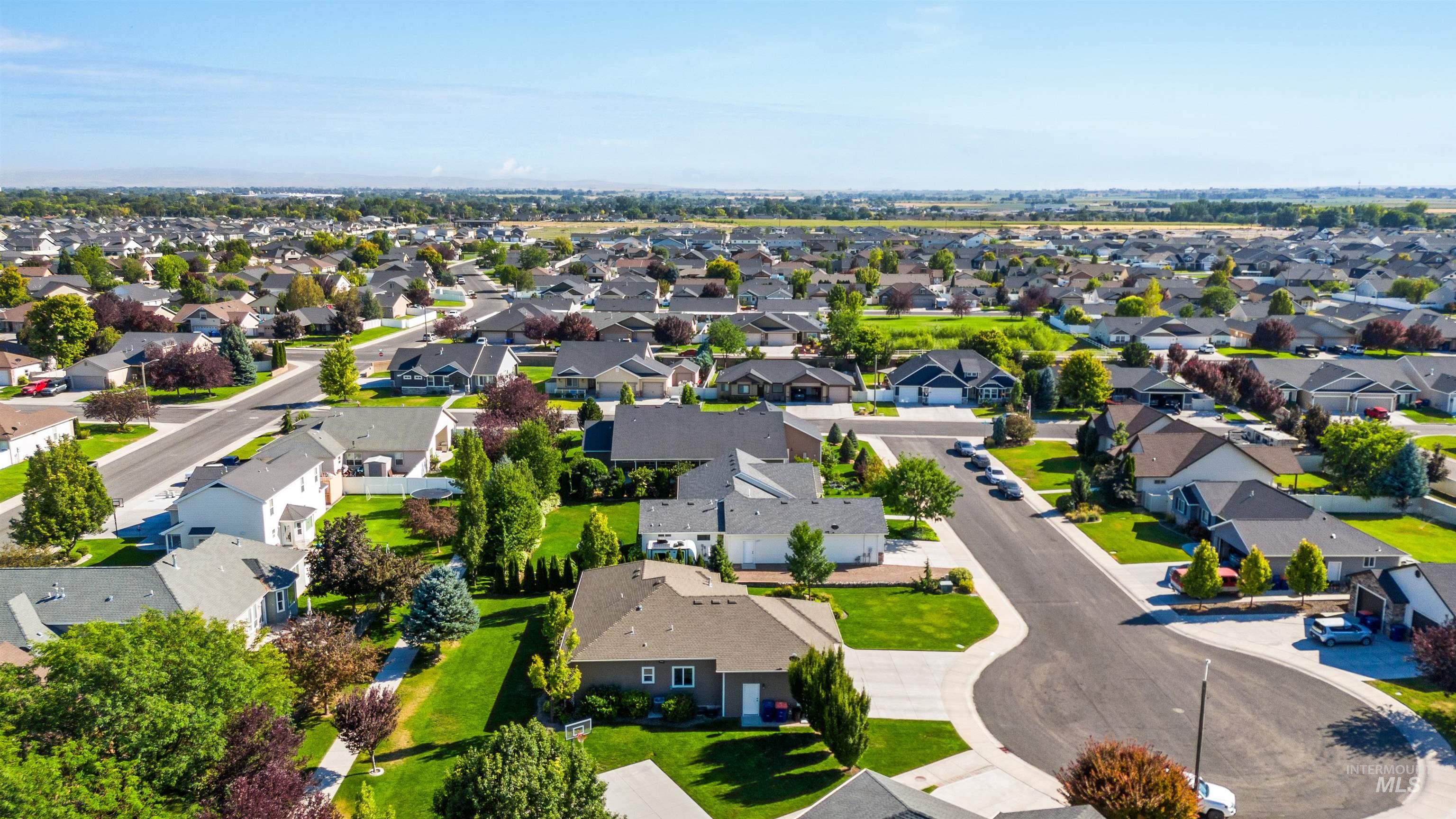 1378 Misty Meadows Ct, Twin Falls, Idaho 83301, 6 Bedrooms, 3 Bathrooms, Residential For Sale, Price $569,000, 98959165