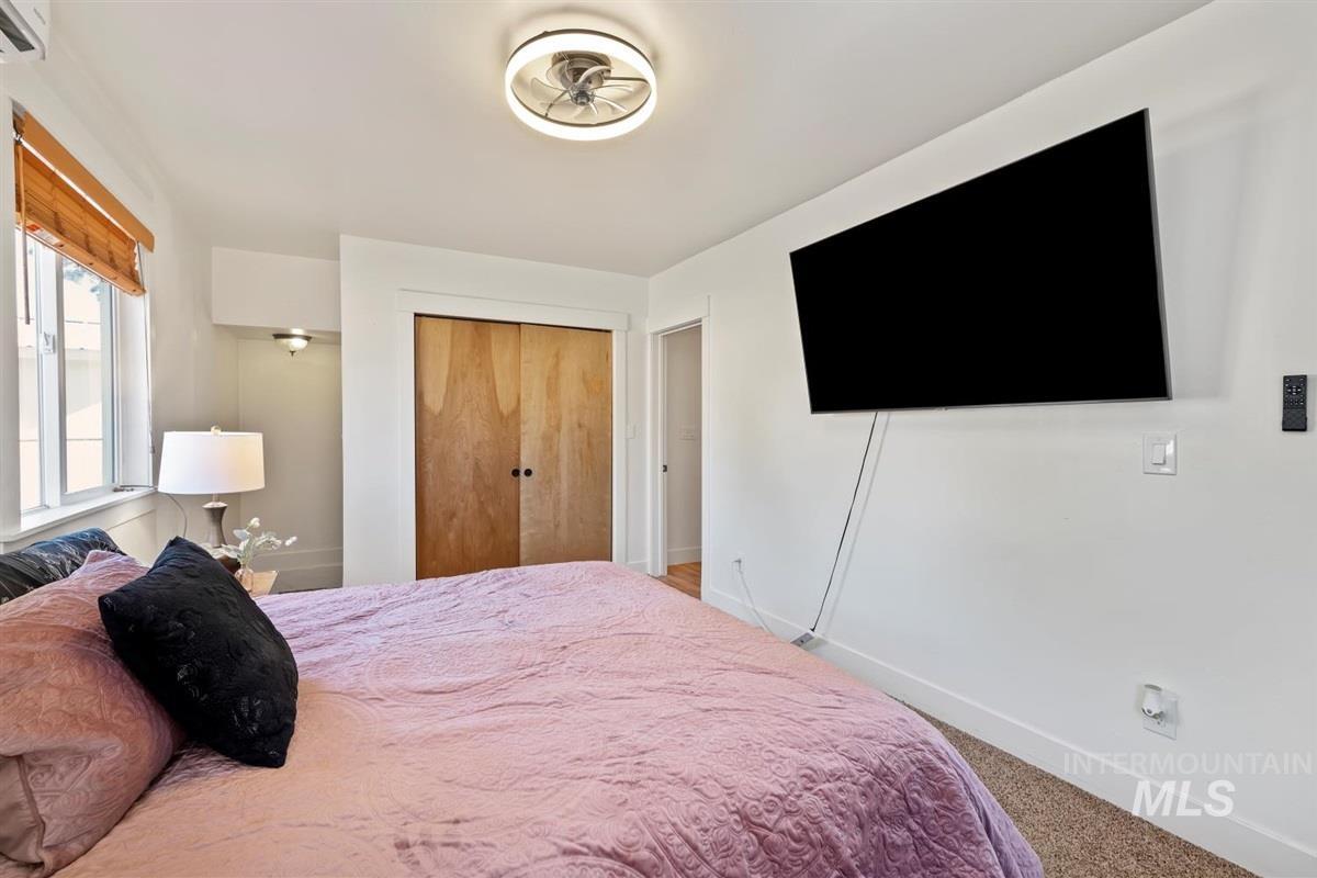 835 N 8th E, Mountain Home, Idaho 83647, 2 Bedrooms, 2 Bathrooms, Residential For Sale, Price $270,000,MLS 98959176