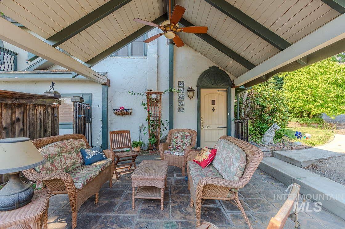 4940 Hatwai Road, Lewiston, Idaho 83501, 2 Bedrooms, 2 Bathrooms, Residential For Sale, Price $422,000,MLS 98959256