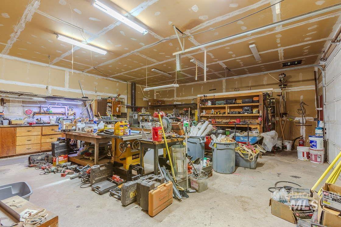 4940 Hatwai Road, Lewiston, Idaho 83501, 2 Bedrooms, 2 Bathrooms, Residential For Sale, Price $422,000,MLS 98959256