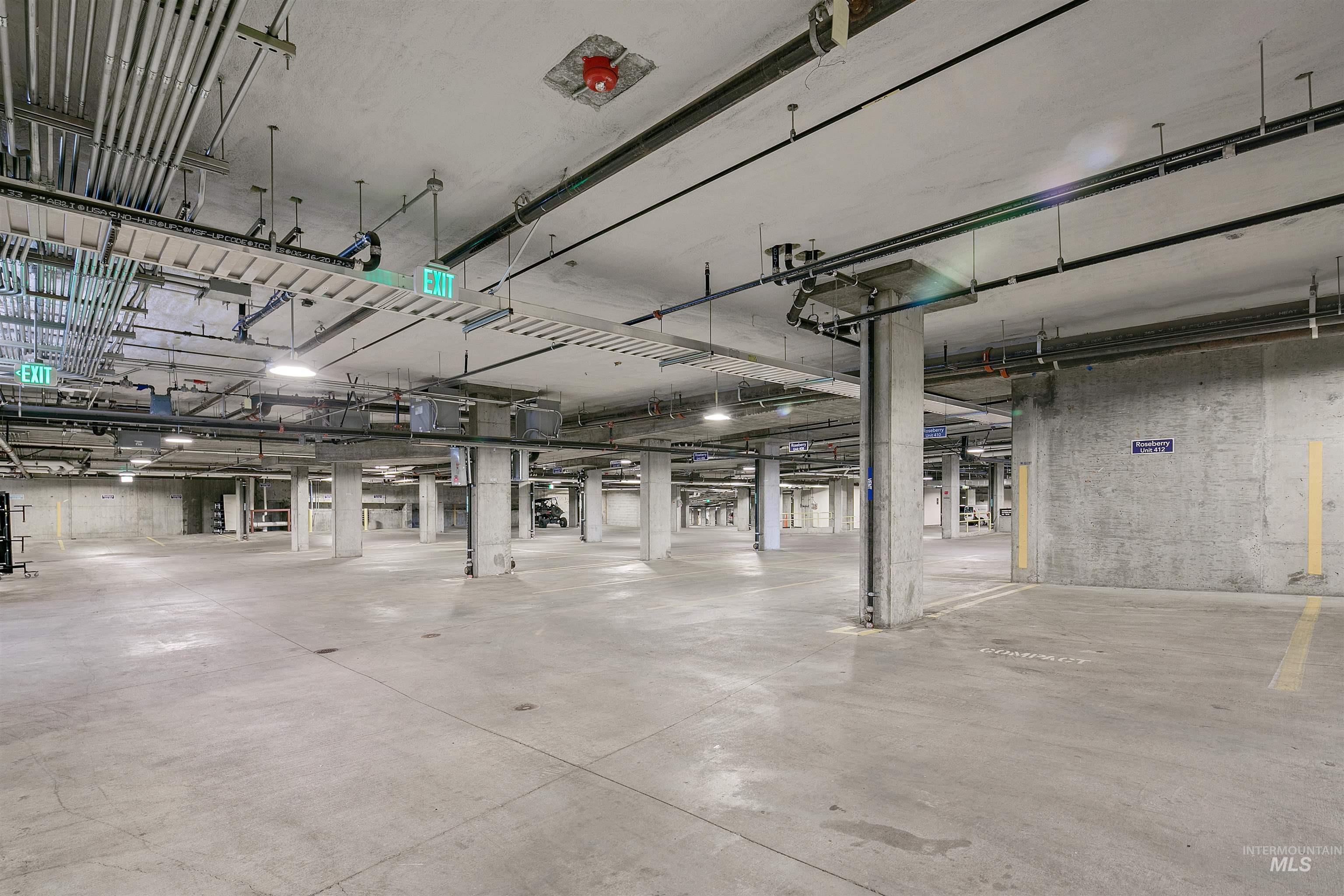 760 Village Dr, Donnelly, Idaho 83615, 1 Bedroom, 1.5 Bathrooms, Residential For Sale, Price $689,000,MLS 98959275