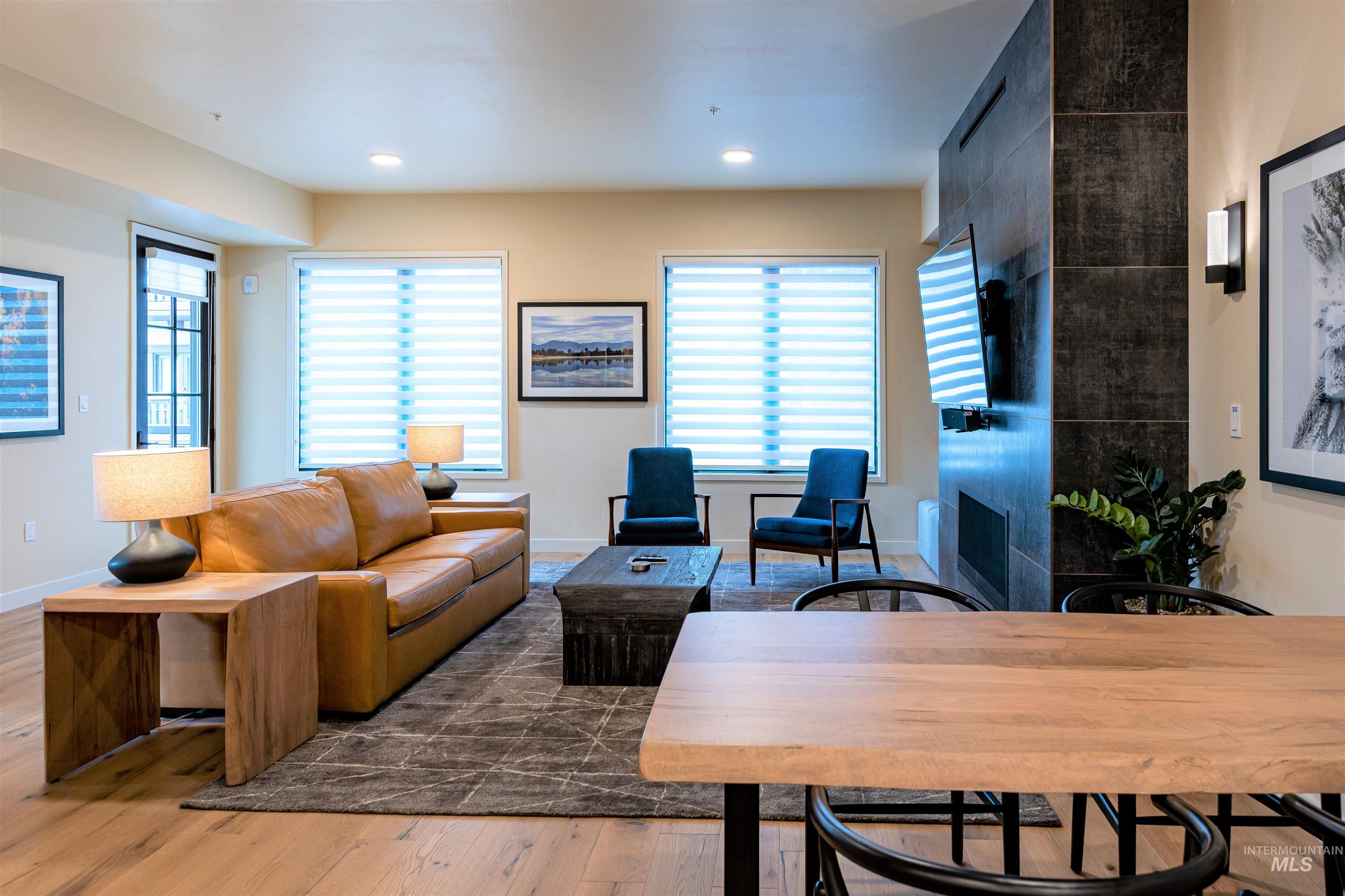 760 Village Dr, Donnelly, Idaho 83615, 1 Bedroom, 1.5 Bathrooms, Residential For Sale, Price $689,000,MLS 98959275