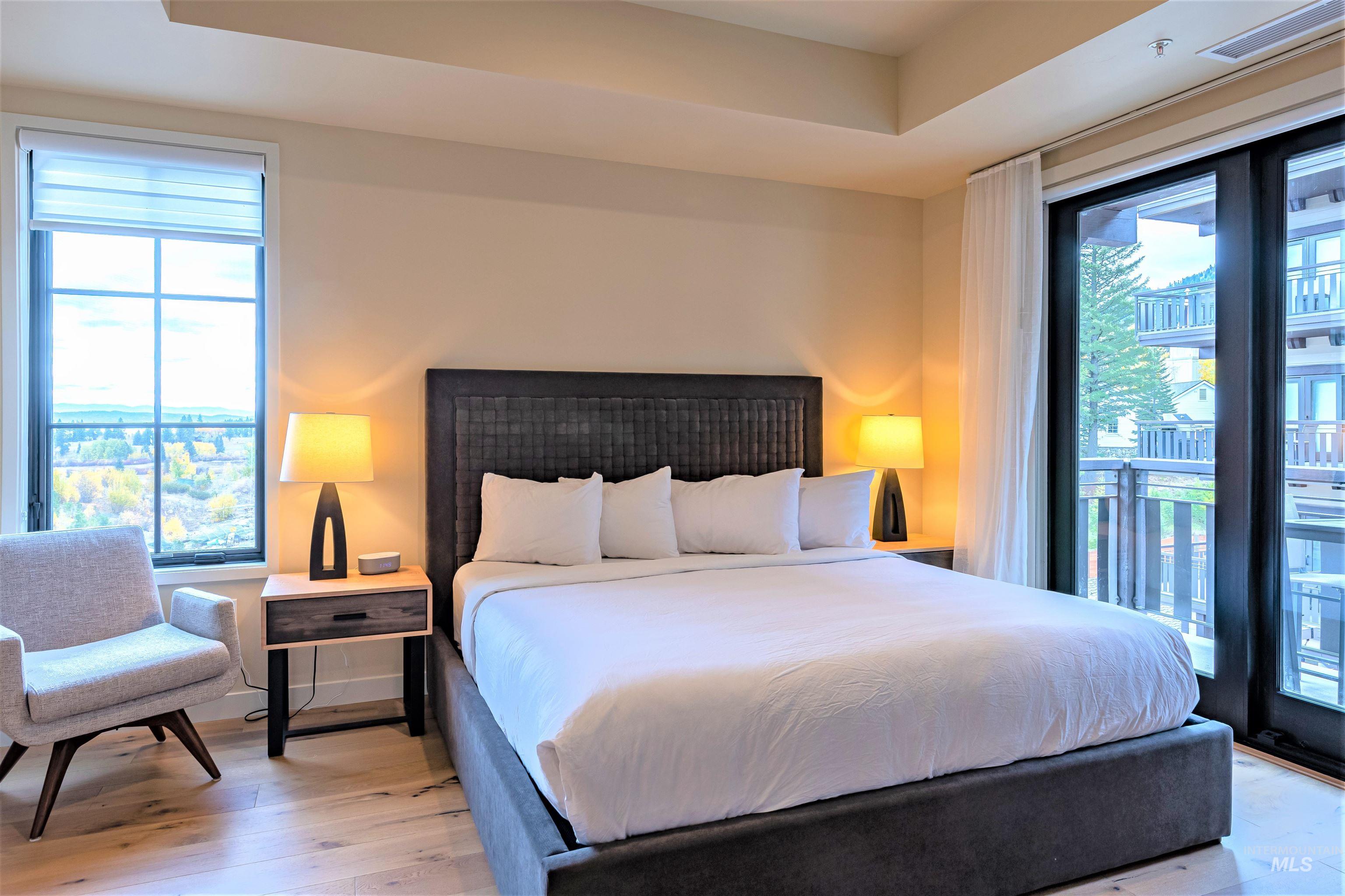 760 Village Dr, Donnelly, Idaho 83615, 1 Bedroom, 1.5 Bathrooms, Residential For Sale, Price $689,000,MLS 98959275