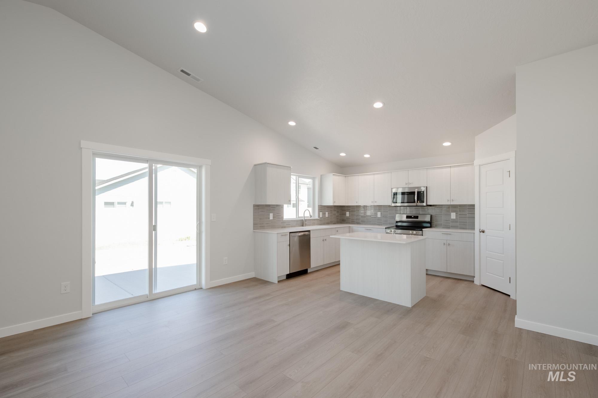 6314 W Naxos St, Meridian, Idaho 83646, 4 Bedrooms, 2 Bathrooms, Residential For Sale, Price $455,990,MLS 98959309