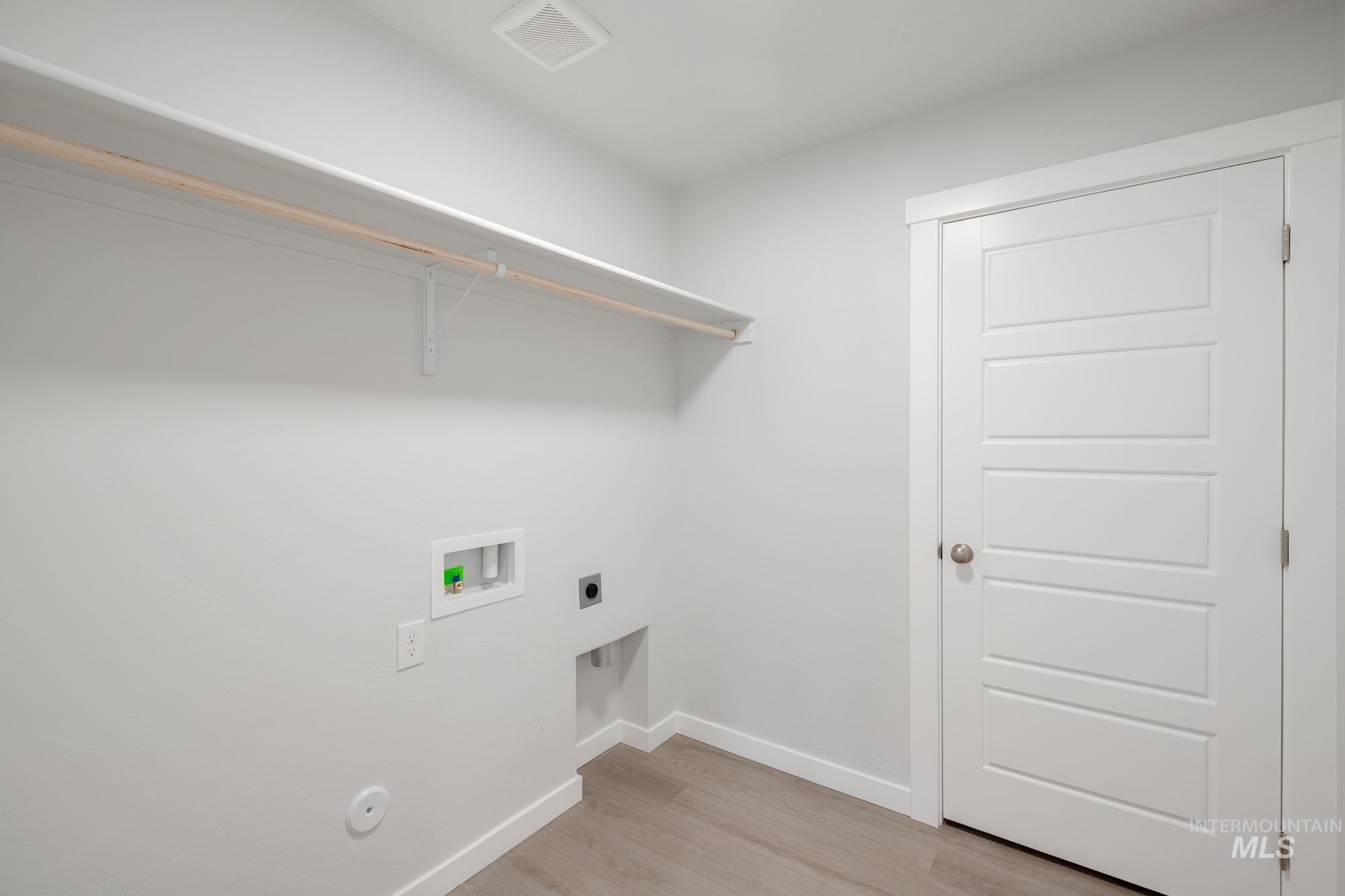 6314 W Naxos St, Meridian, Idaho 83646, 4 Bedrooms, 2 Bathrooms, Residential For Sale, Price $455,990,MLS 98959309