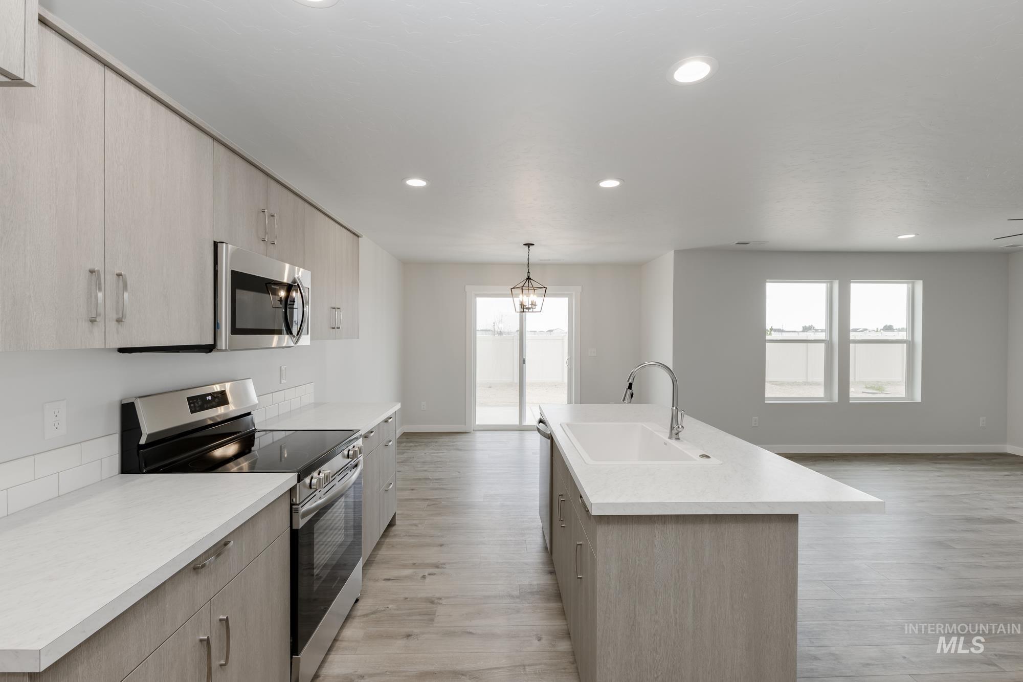 4209 N Delphi Ave, Meridian, Idaho 83646, 3 Bedrooms, 2.5 Bathrooms, Residential For Sale, Price $414,990,MLS 98959313