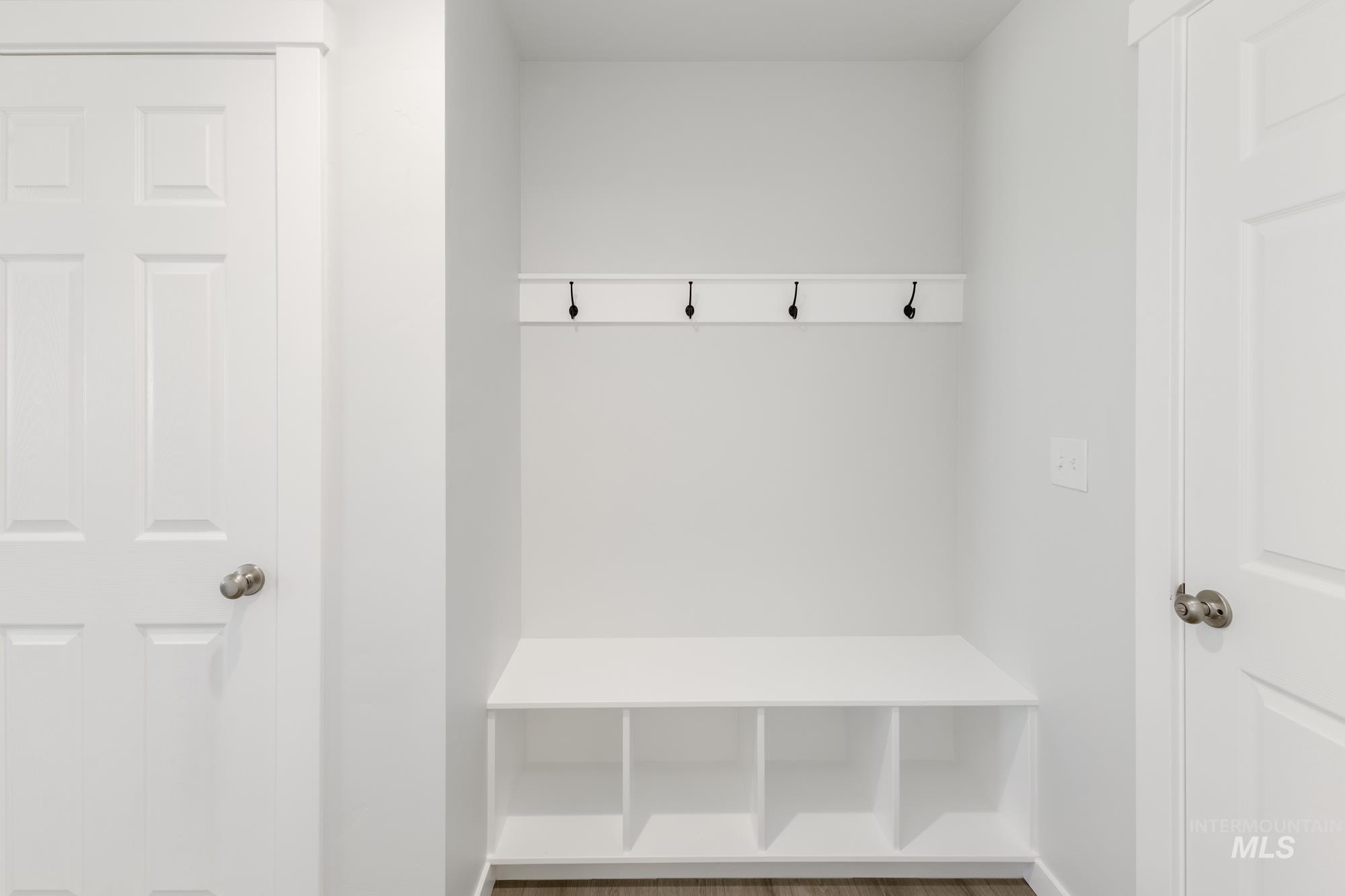 9190 W White Jasmine Ct, Nampa, Idaho 83687, 4 Bedrooms, 2.5 Bathrooms, Residential For Sale, Price $442,990,MLS 98959316