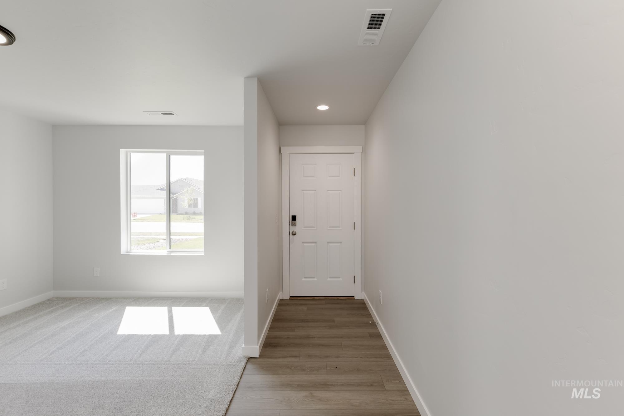 9190 W White Jasmine Ct, Nampa, Idaho 83687, 4 Bedrooms, 2.5 Bathrooms, Residential For Sale, Price $442,990,MLS 98959316