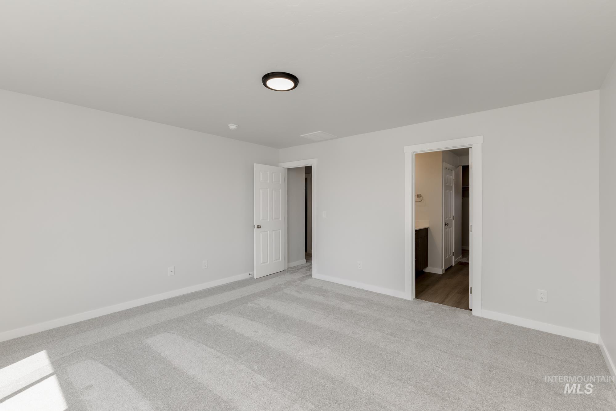 9190 W White Jasmine Ct, Nampa, Idaho 83687, 4 Bedrooms, 2.5 Bathrooms, Residential For Sale, Price $442,990,MLS 98959316