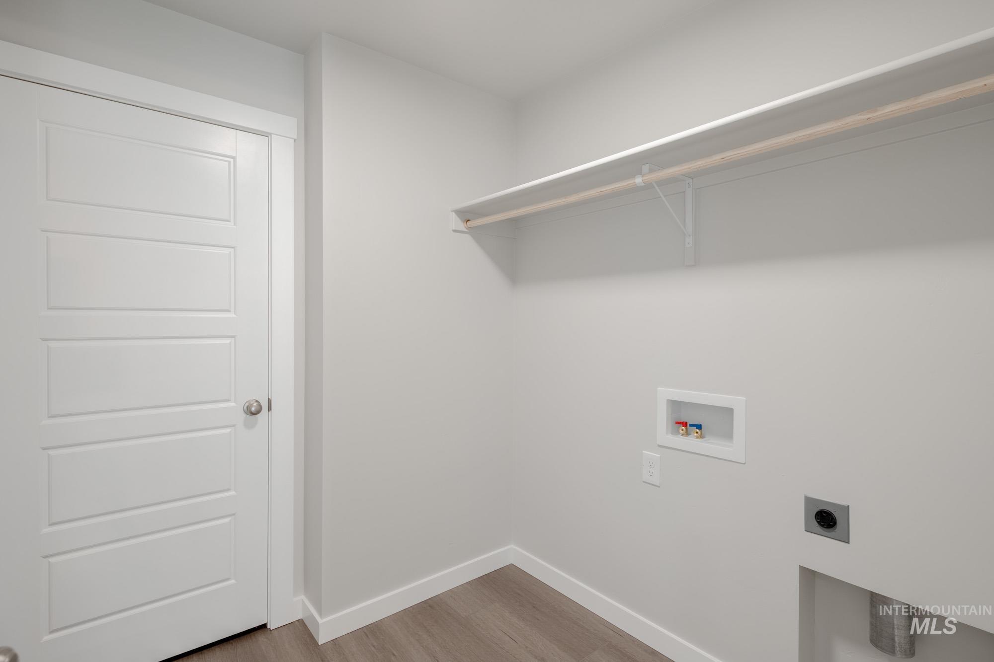 3326 W Morere Dr, Meridian, Idaho 83642, 5 Bedrooms, 3 Bathrooms, Residential For Sale, Price $503,990,MLS 98959333